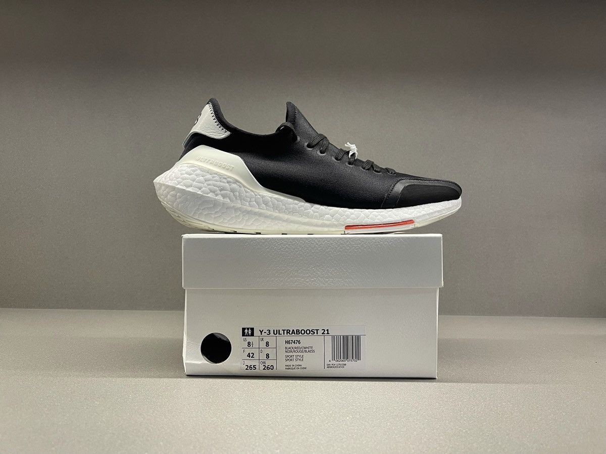 Y-3 Adidas Y-3 Ultra Boost 21 Black Size US 8.5 / EU 41-42 - 4 Thumbnail