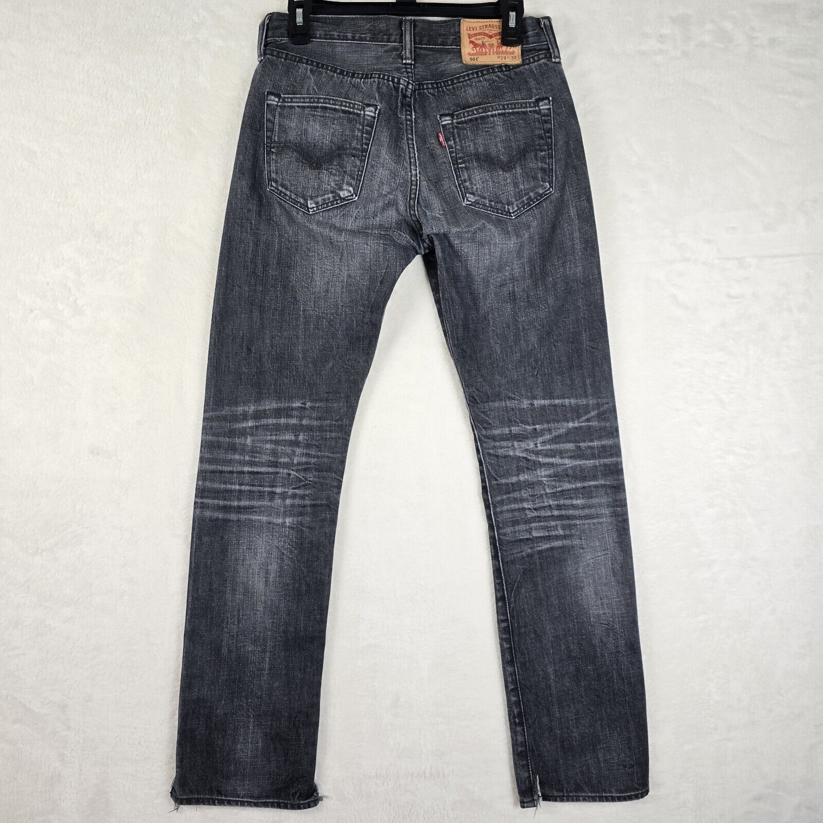 Levi's Levis Jeans Mens 29x32 Black 501 Straight Button Fly Size US 29 - 8 Thumbnail