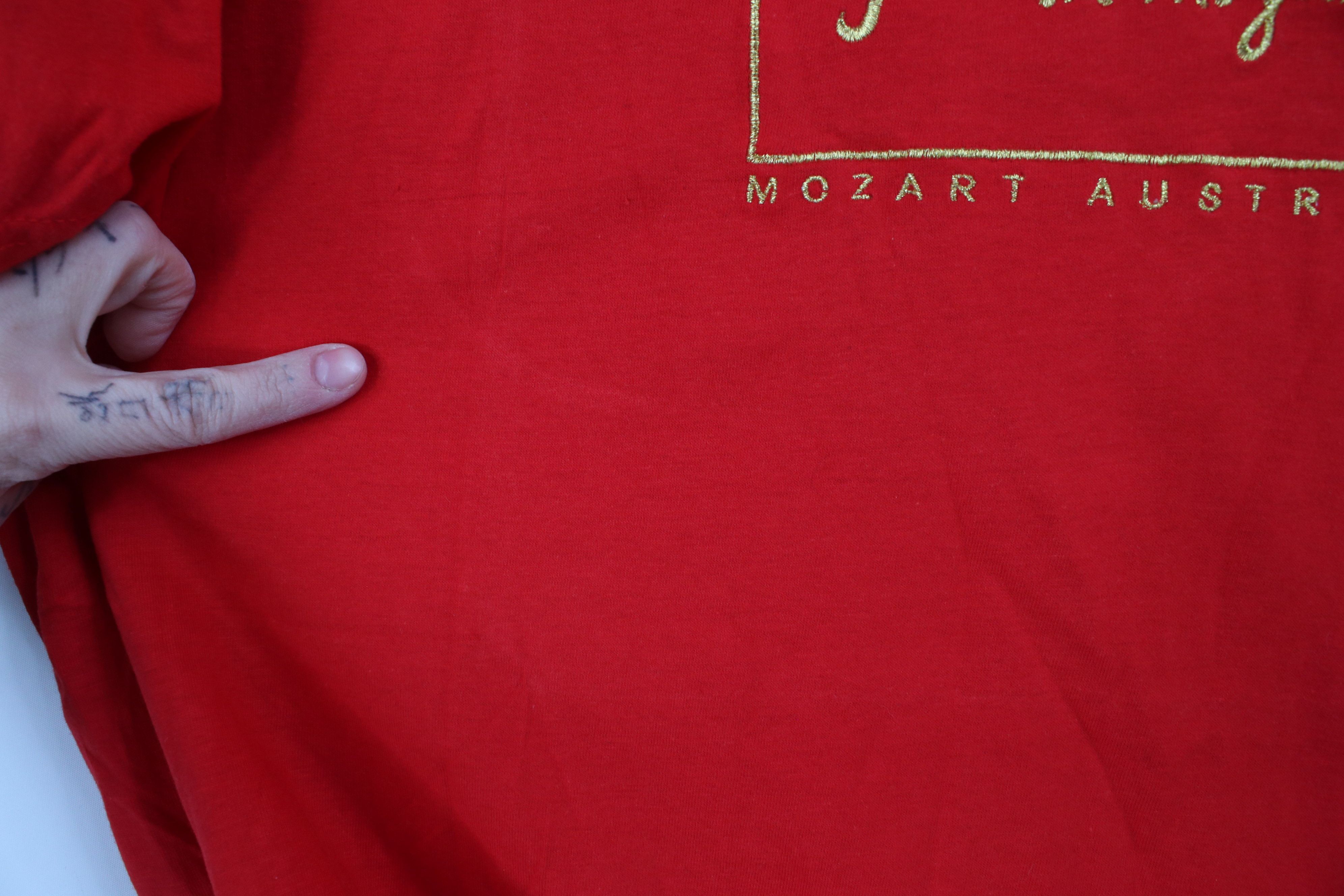 Vintage Vintage 90s Streetwear Mozart Austria Music T-Shirt Red Size US XXL / EU 58 / 5 - 5 Thumbnail