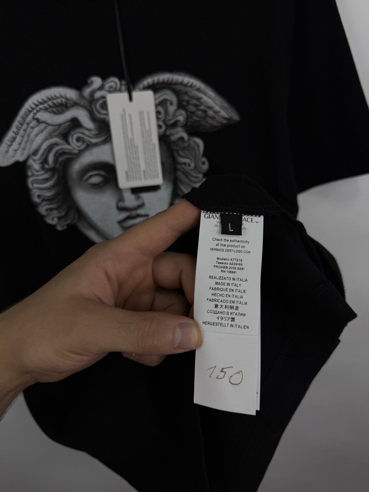 Versace ❗️NEW 🇮🇹 Versace Medusa Portrait T-Shirt Made in Italy Rare Size US L / EU 52-54 / 3 - 9 Thumbnail