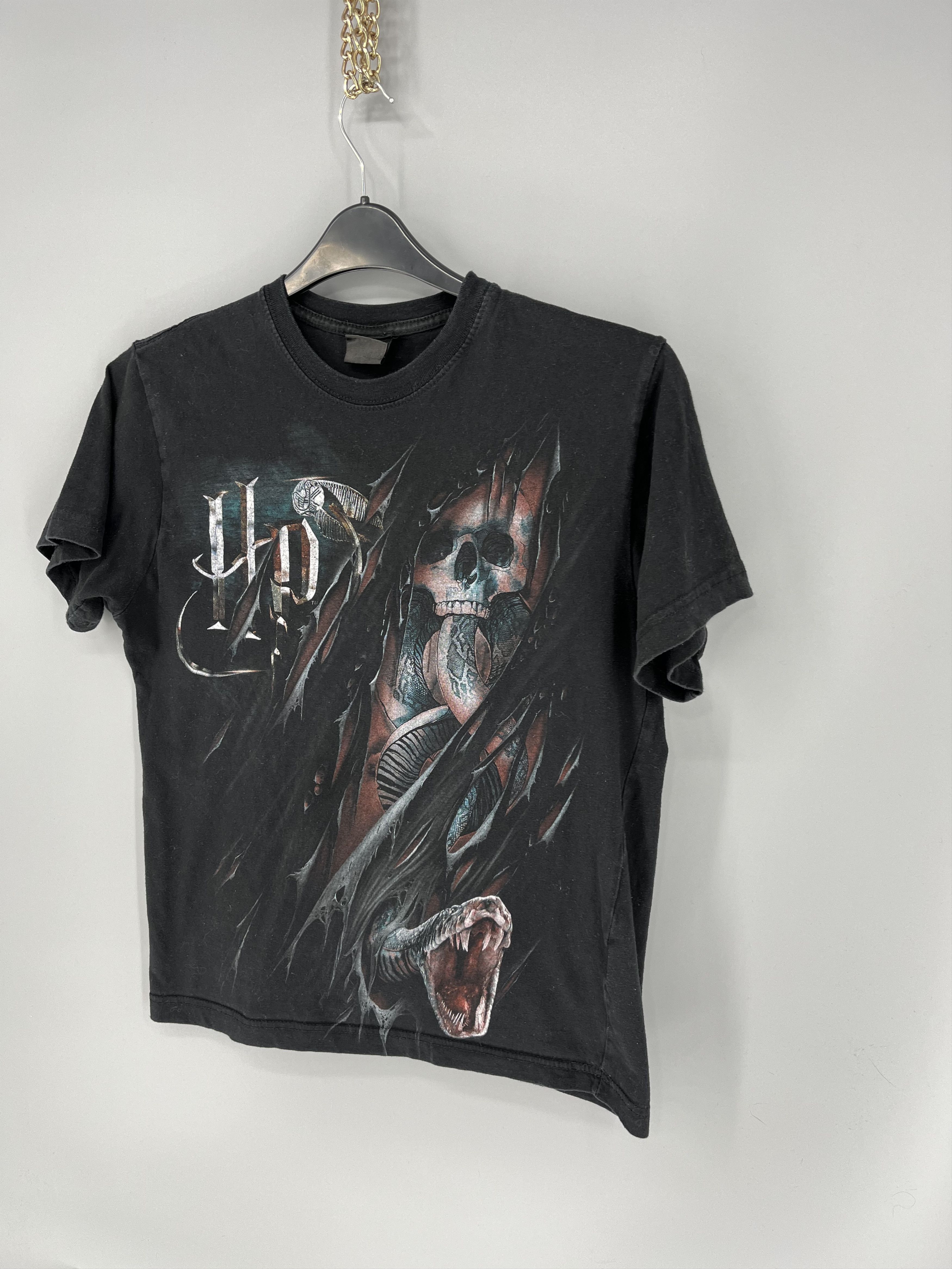Band Tees Vintage Harry Potter Skulls T-shirt Rock Metal Size S black Size US S / EU 44-46 / 1 - 3 Thumbnail