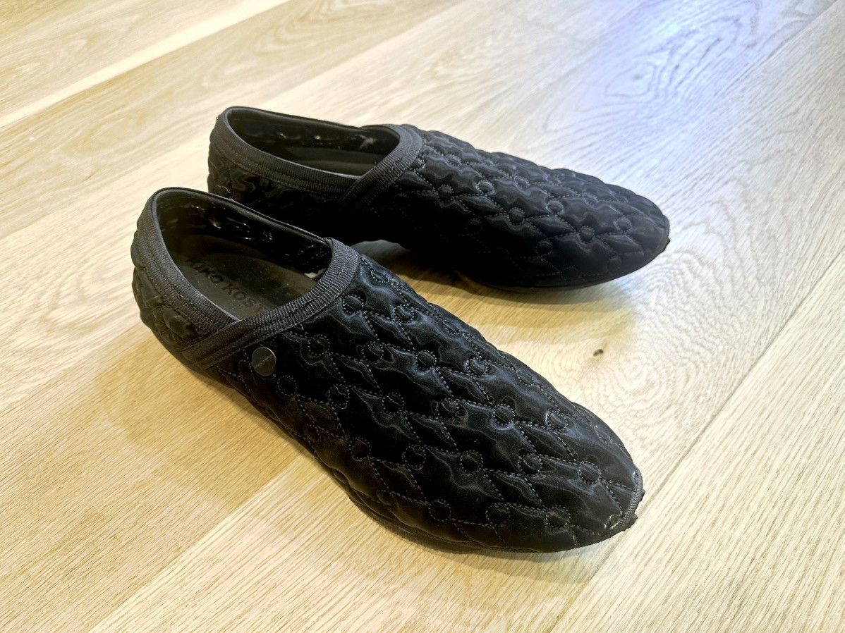 NWT SS25 Solix Slipper Size 45
