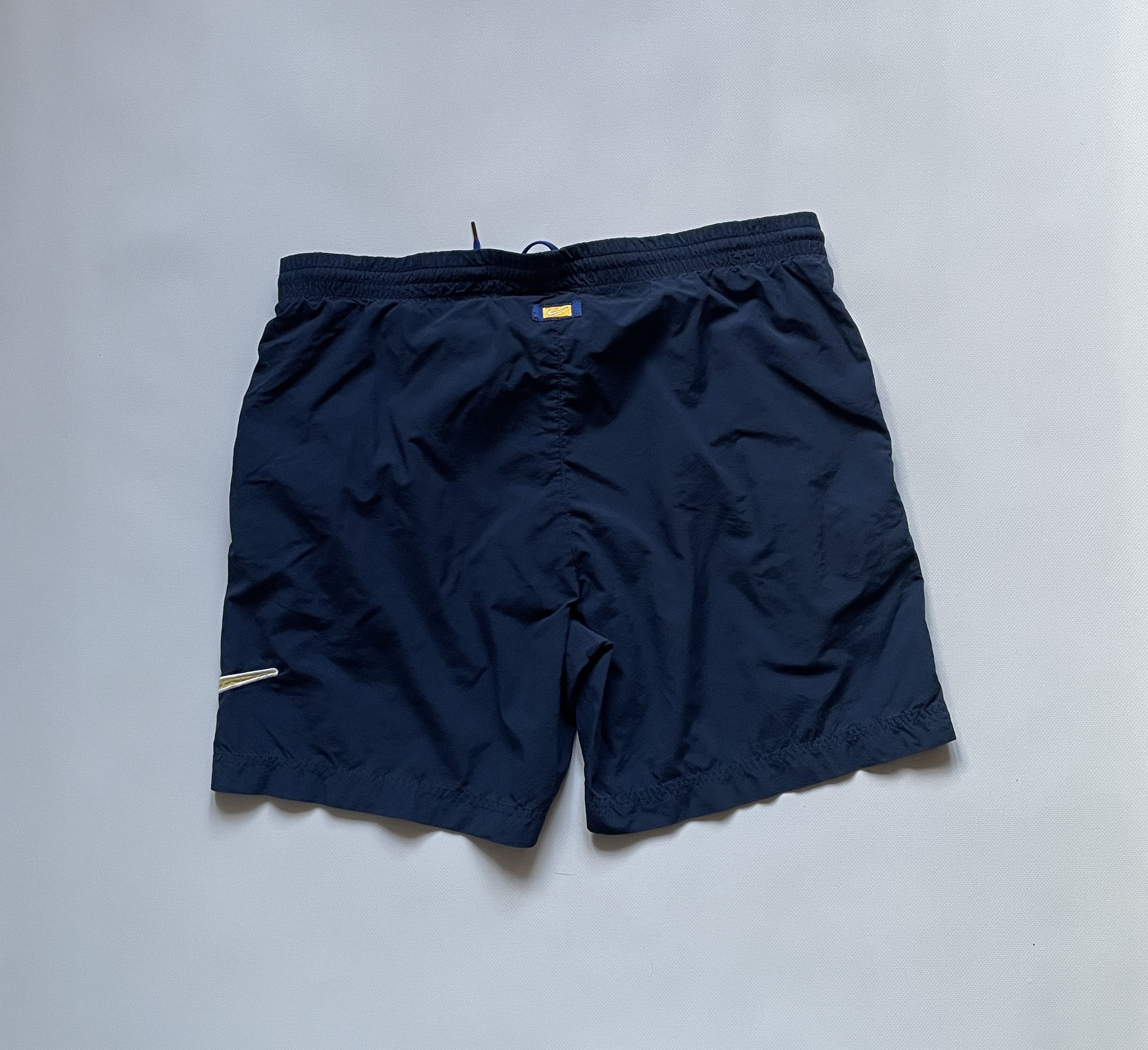 Nike Nike 90s Vintage Beach shorts Retro Style Size US 34 / EU 50 - 2 Thumbnail