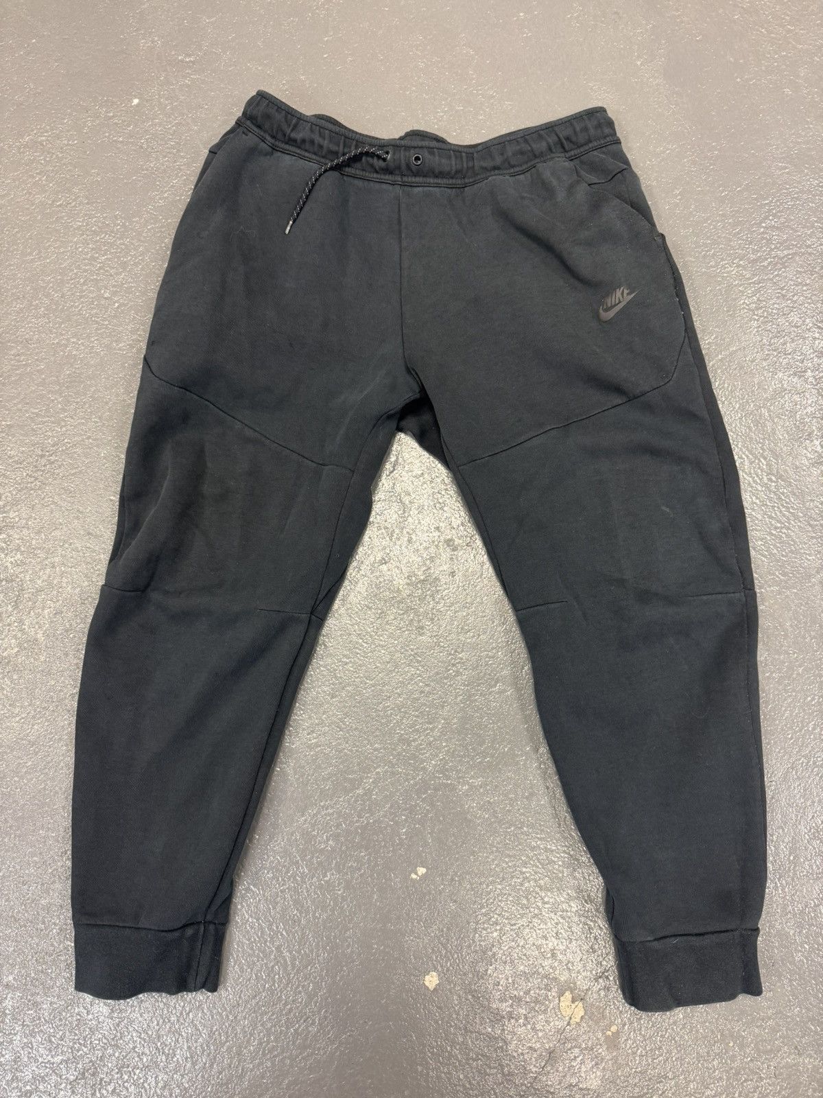 Nike Black Nike tech sweat pants Size US 40 / EU 56 - 1 Thumbnail