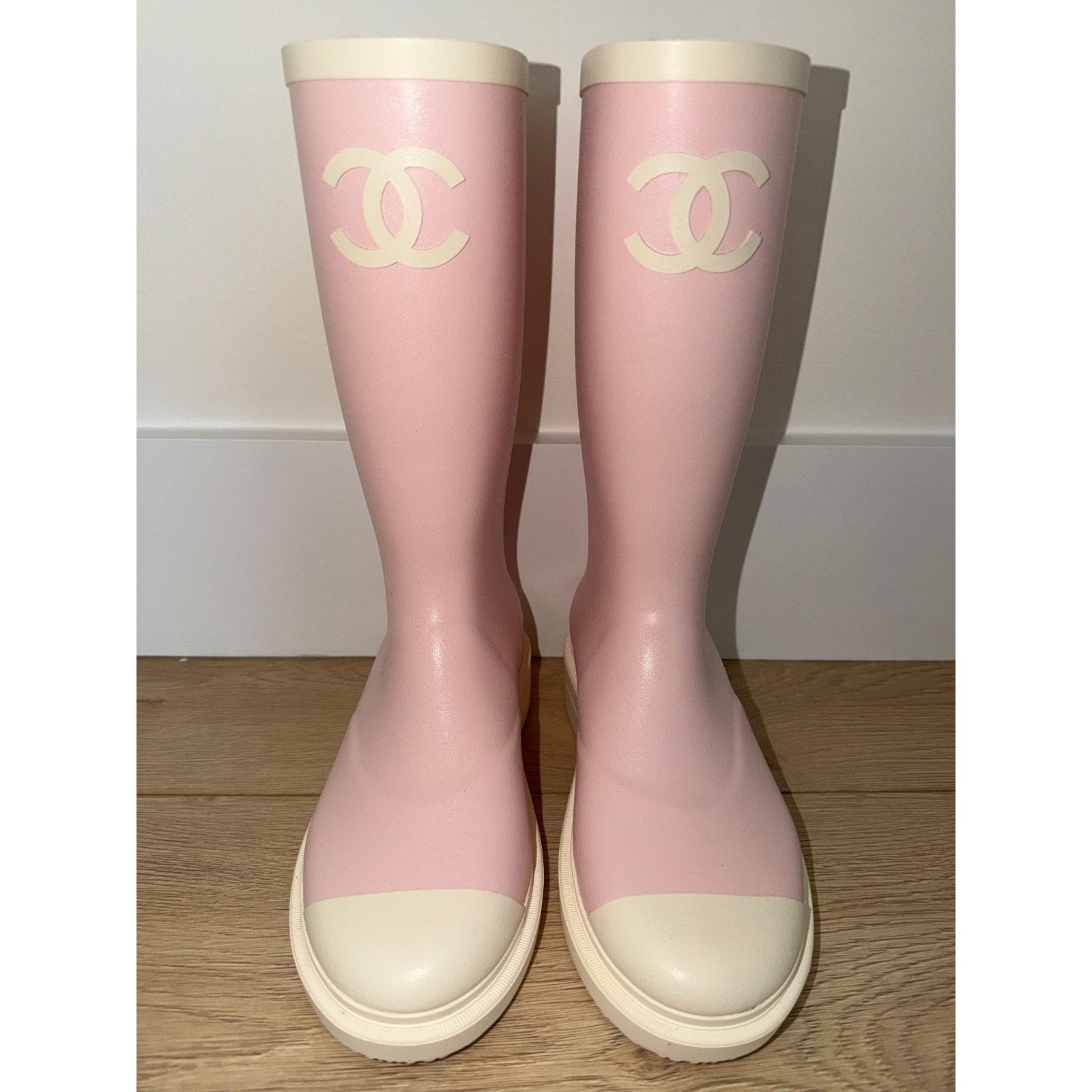 Chanel Chanel Rose Pink White Rubber Rain Boots 38 Size US 8 / IT 38 - 13 Thumbnail