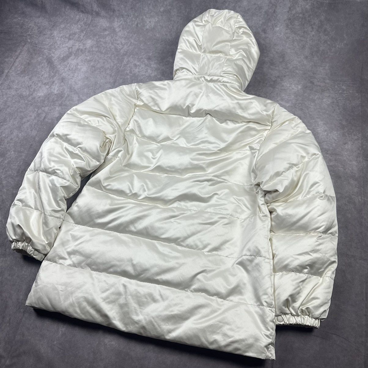 Moncler Vintage Moncler Puffer Jacket Size M / US 6-8 / IT 42-44 - 12 Thumbnail