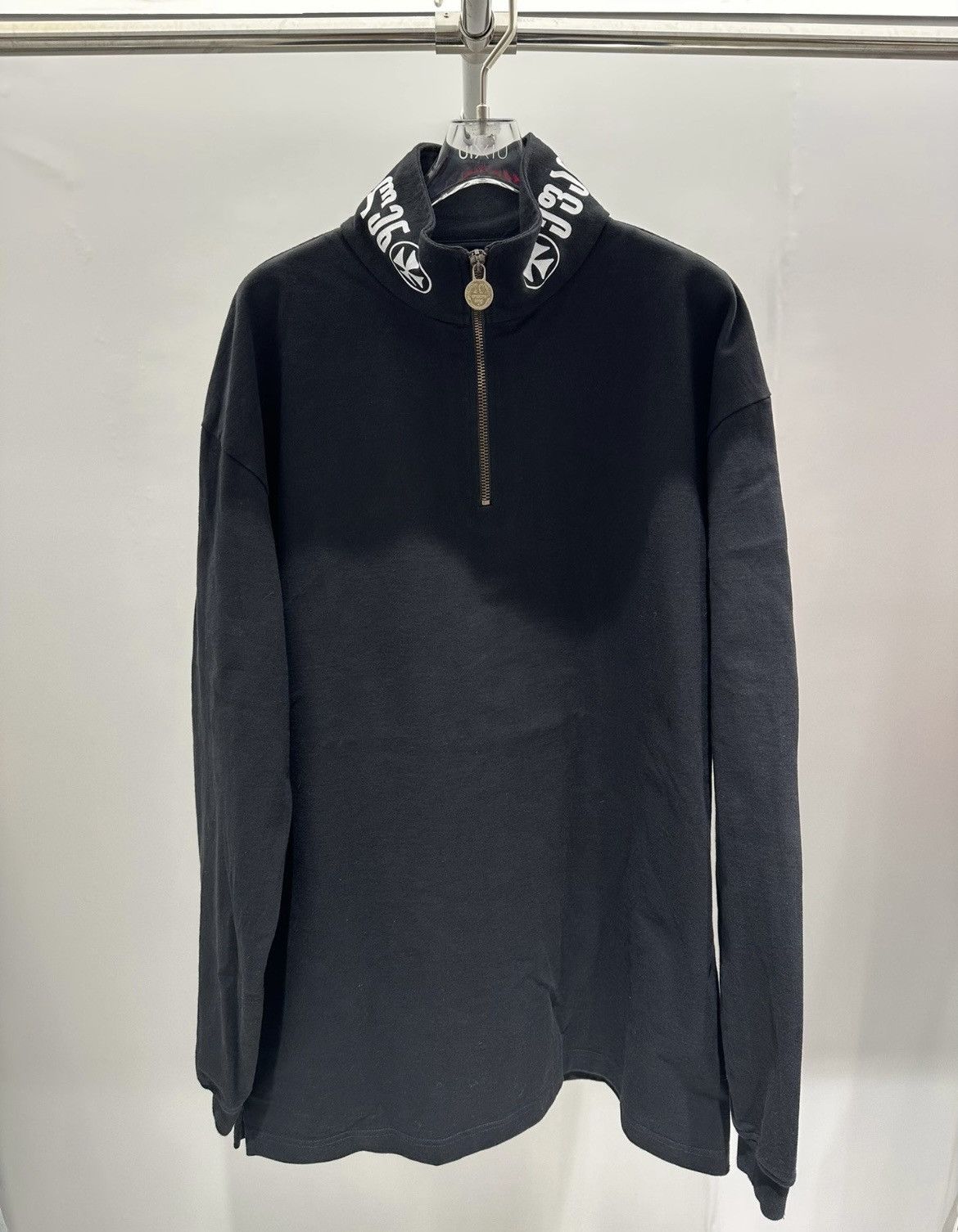 image of Vetements Veements 2019Ss Georgian Hoodie Polo Zippered Hoodie in Black, Men's (Size Small)