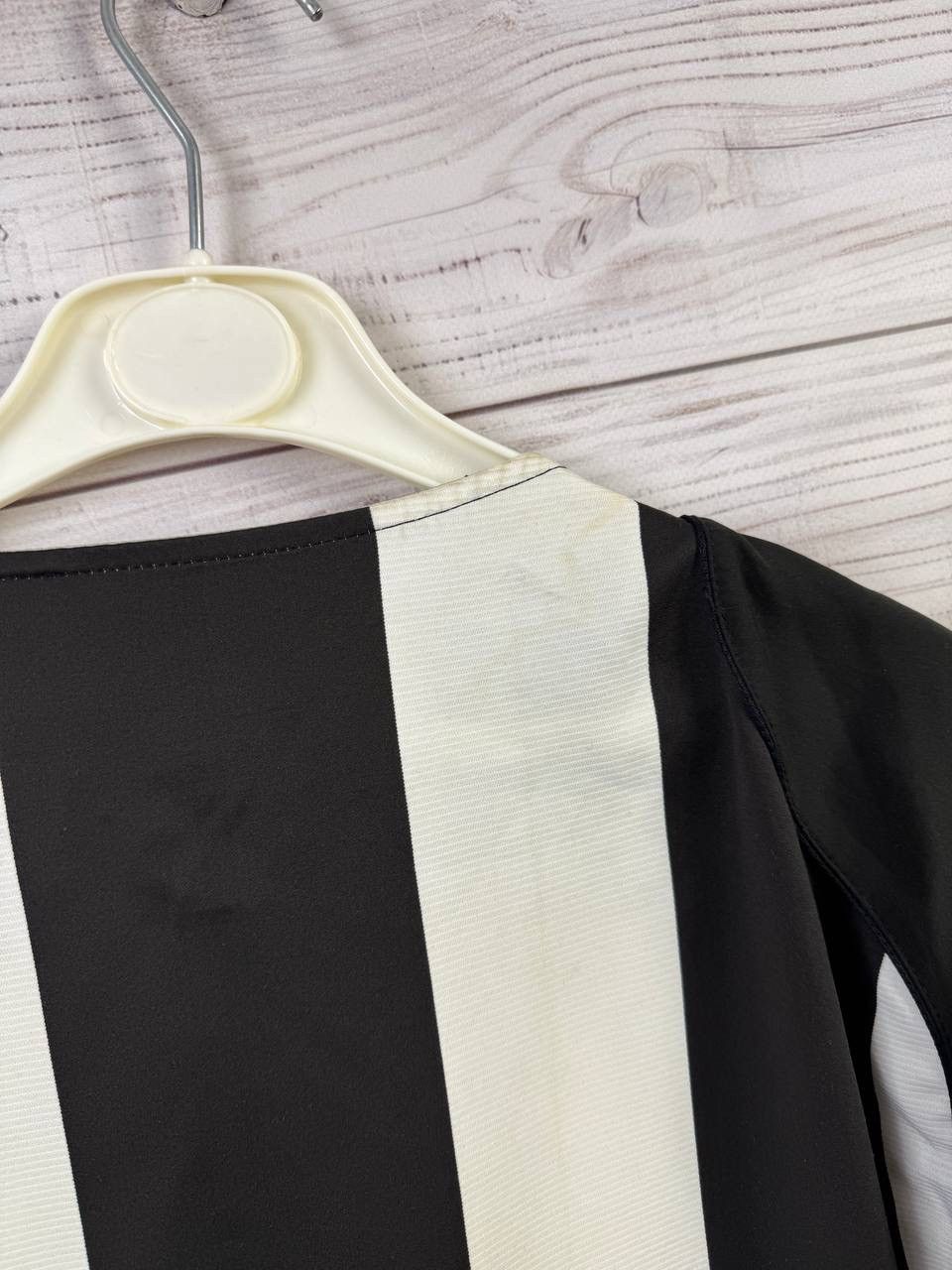 Nike 2004/05 NIKE JUVENTUS HOME SOCCER FOOTBALL JERSEY SHIRT Size US XL / EU 56 / 4 - 21 Thumbnail