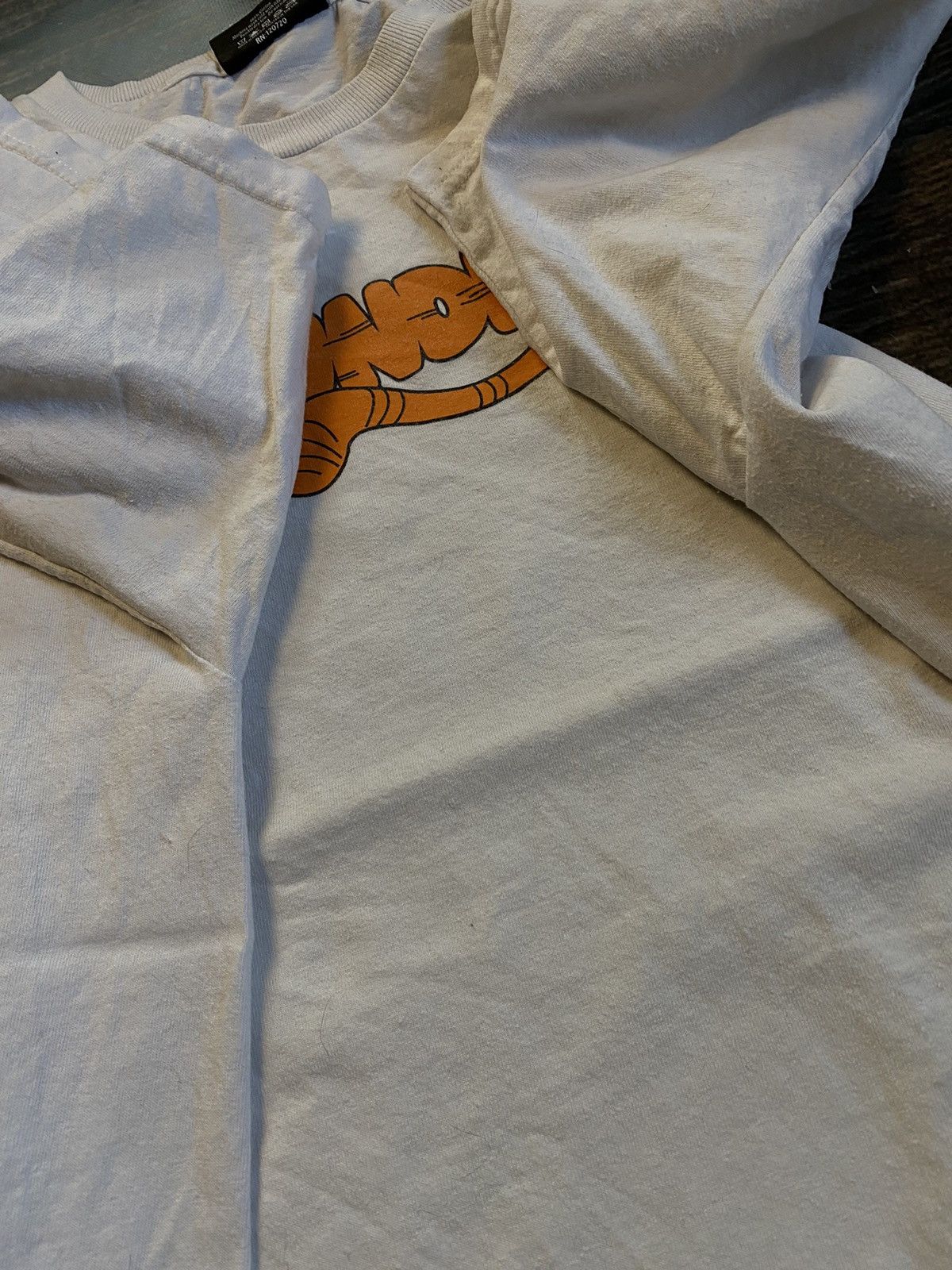 The Hundreds RARE❗️ The Hundreds & Garfield tee Size US L / EU 52-54 / 3 - 5 Thumbnail