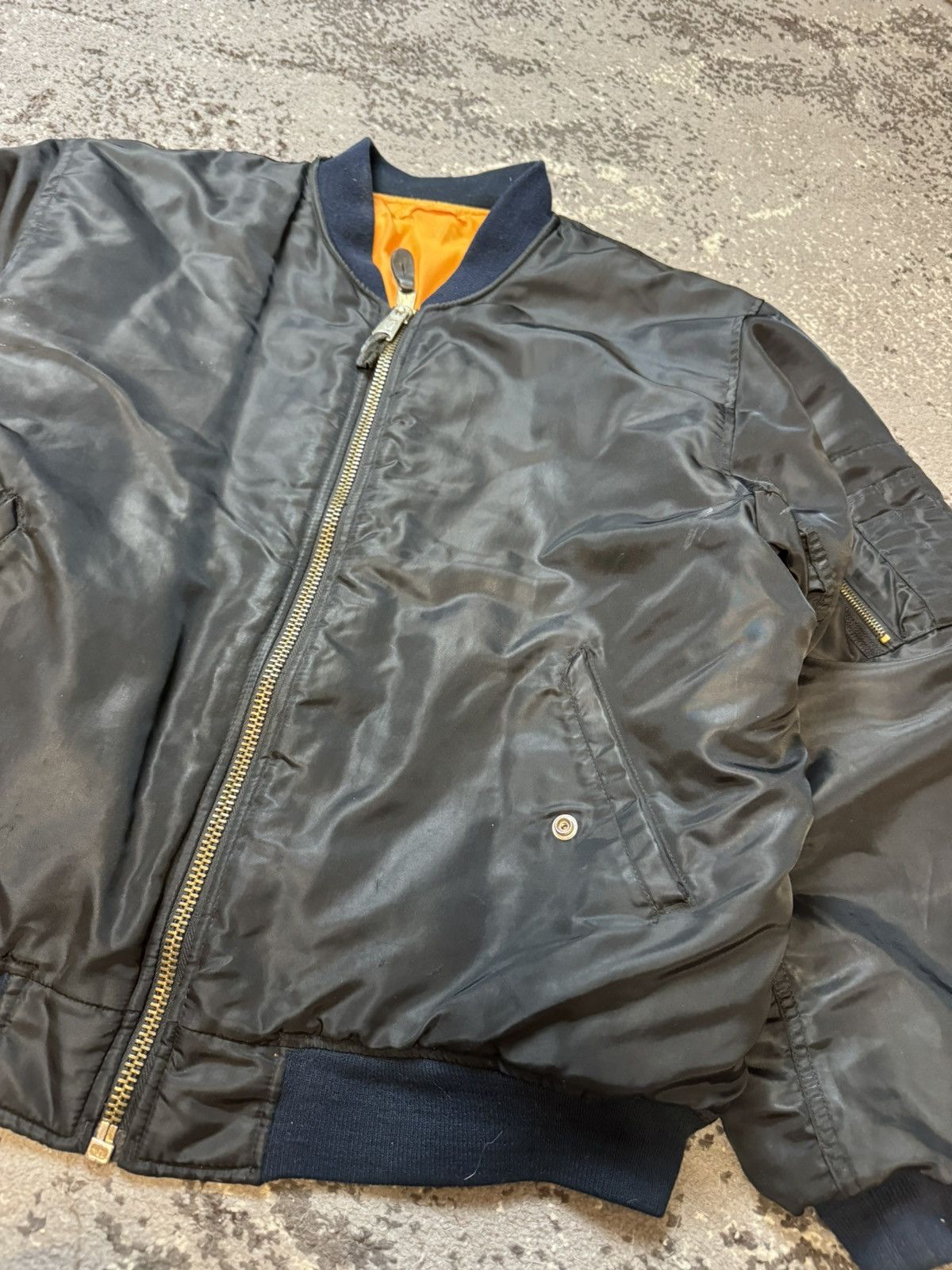 Vintage Vintage Y2K Military MA-1 Distressed Balenciaga Style Bomber Size US L / EU 52-54 / 3 - 12 Thumbnail