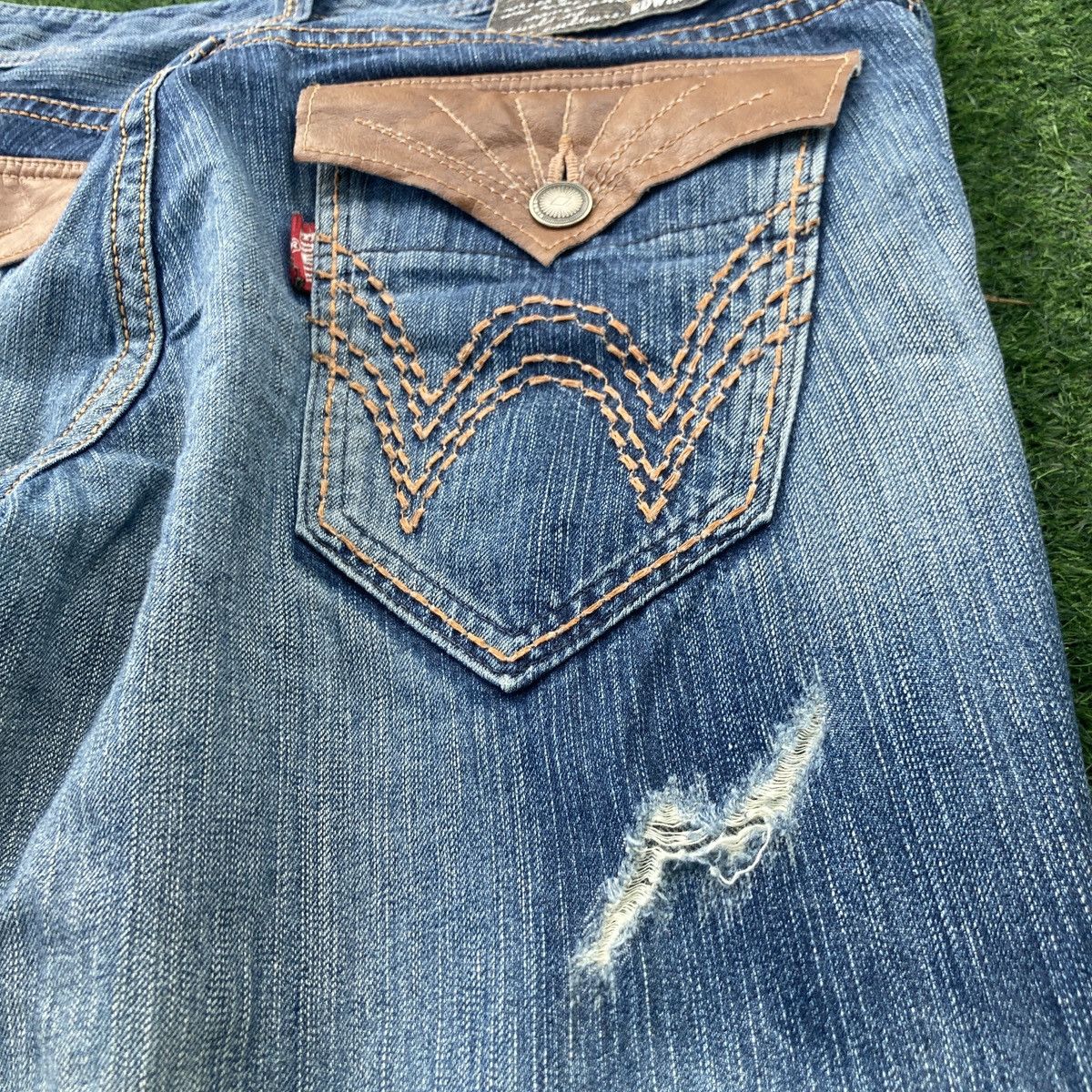 Edwin EDWIN XV FLARED RIPPED JEANS Size US 34 / EU 50 - 12 Thumbnail