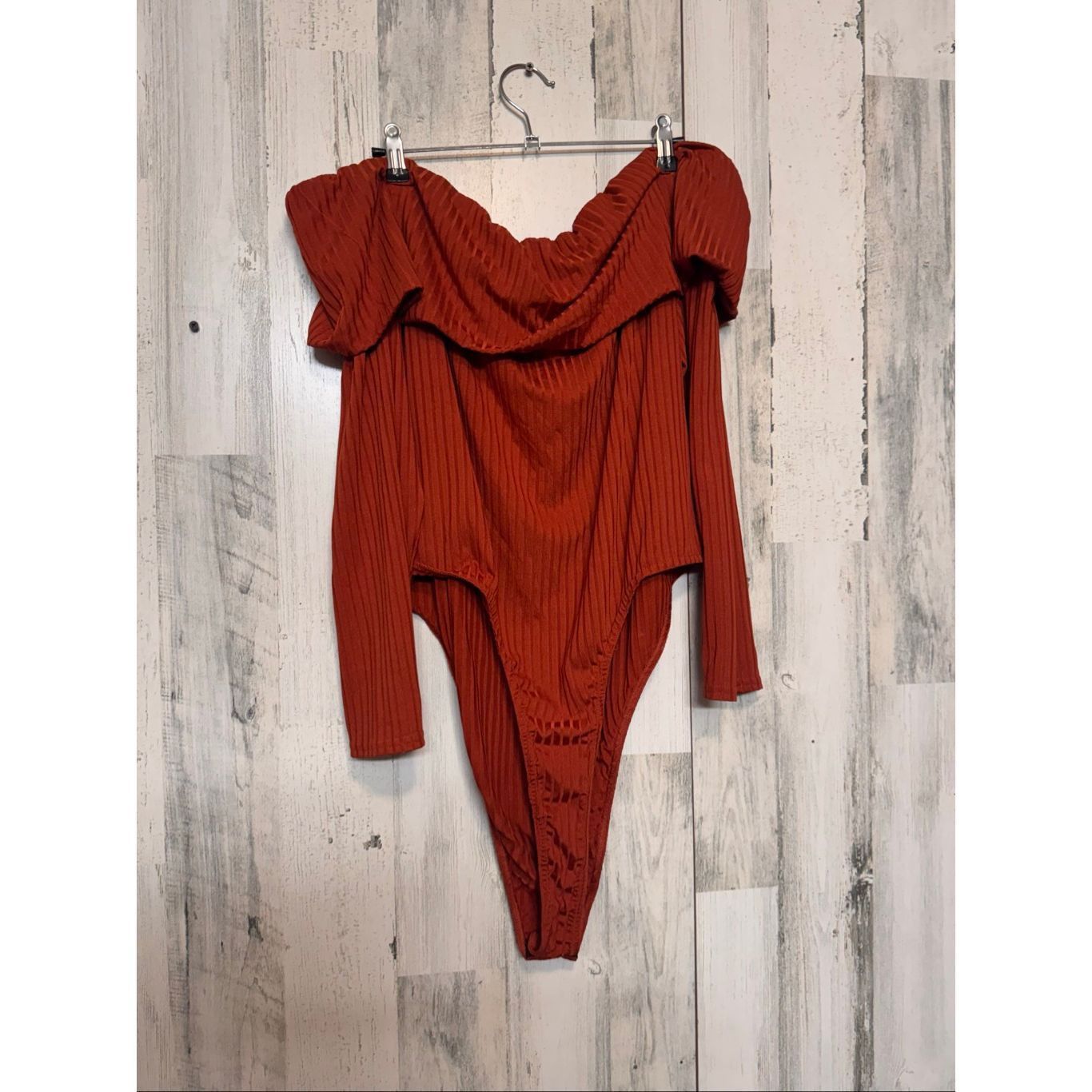Boohoo Boohoo Ribbed Off Shoulder Long Sleeve Bodysuit Rust Orange Size XXL / US 16-18 / IT 52-54 - 4 Thumbnail