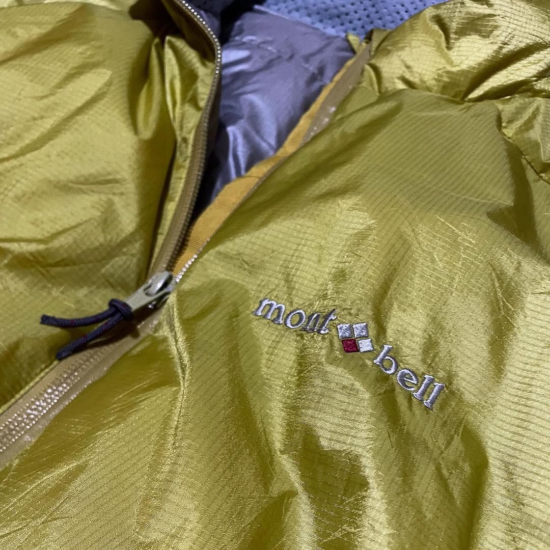 CMF Outdoor Garment 🛒SENDOFFER🛒Montbell Light Down Jacket Size US M / EU 48-50 / 2 - 8 Thumbnail
