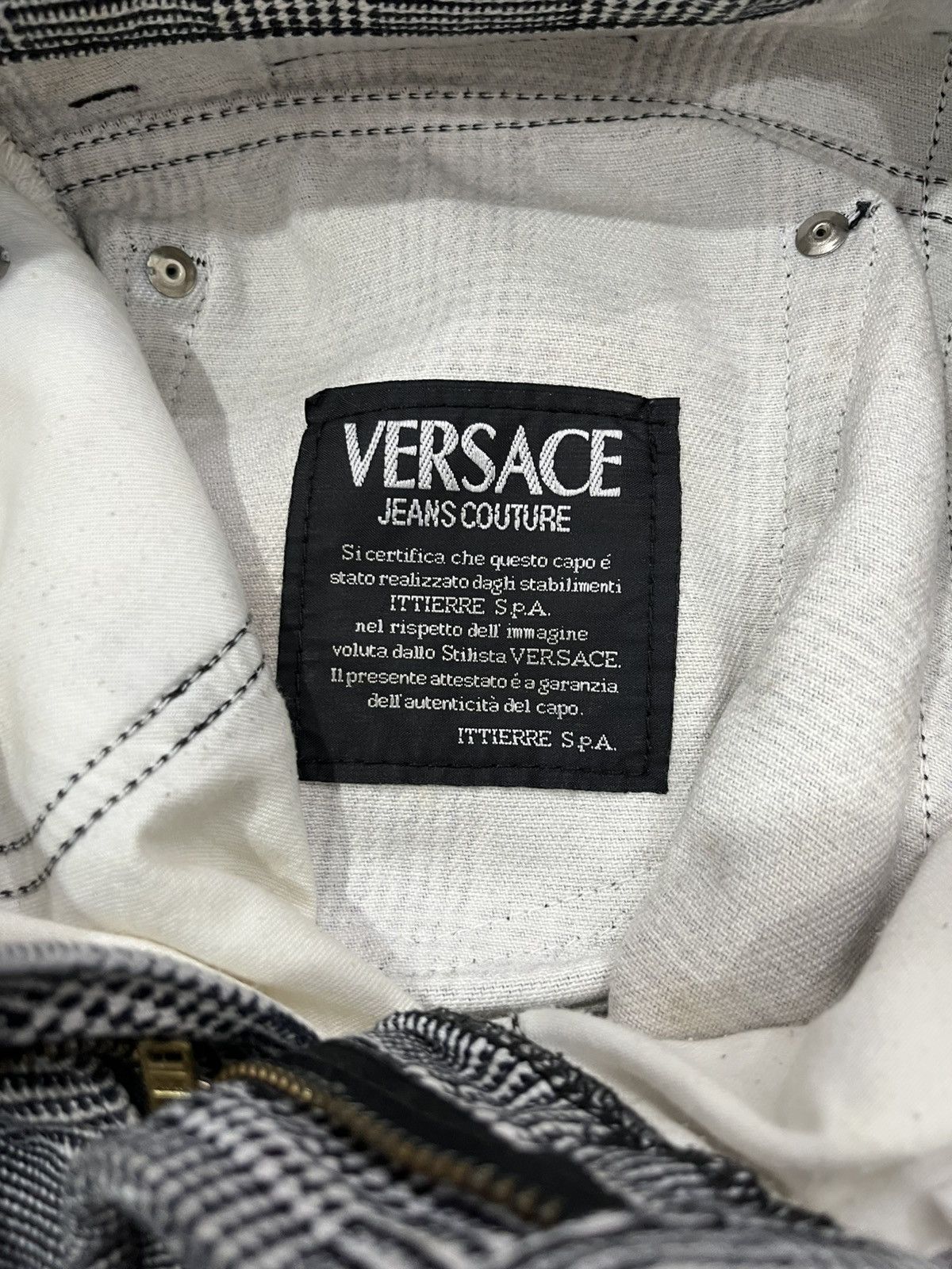 Versace VINTAGE VERSACE TARTAN PANTS Size 26" / US 2 / IT 38 - 5 Thumbnail