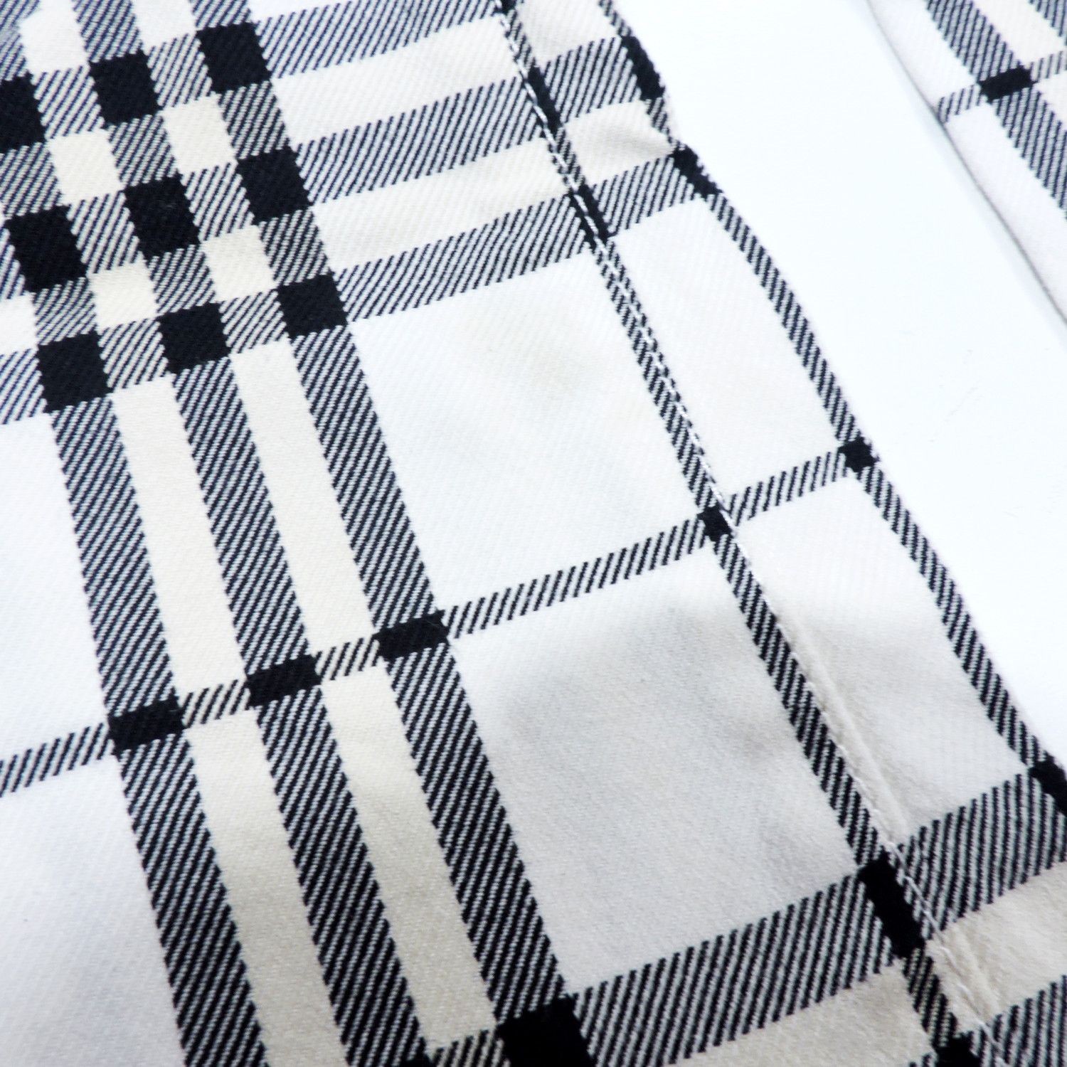 Burberry BURBERRY BLUE LABEL NOVA CHECK GREY WHITE LONG PANTS Size 25" / US 0 / IT 36 - 19 Thumbnail