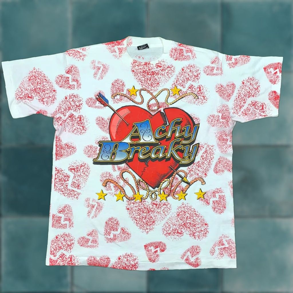 Vintage VINTAGE Screen Stars T-Shirt Mens XL White Heart Graphic Print Country 90s Billy Ray Cyrus Achy Breaky Shaped Box Nirvana 70s 80s Size US XL / EU 56 / 4 - 1 Thumbnail
