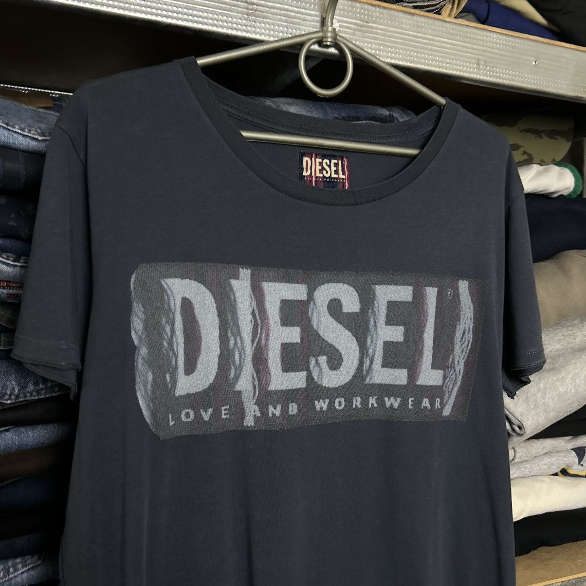 Diesel Mens Diesel Big Logo streetwear japanese y2k tee size M Size US M / EU 48-50 / 2 - 2 Thumbnail