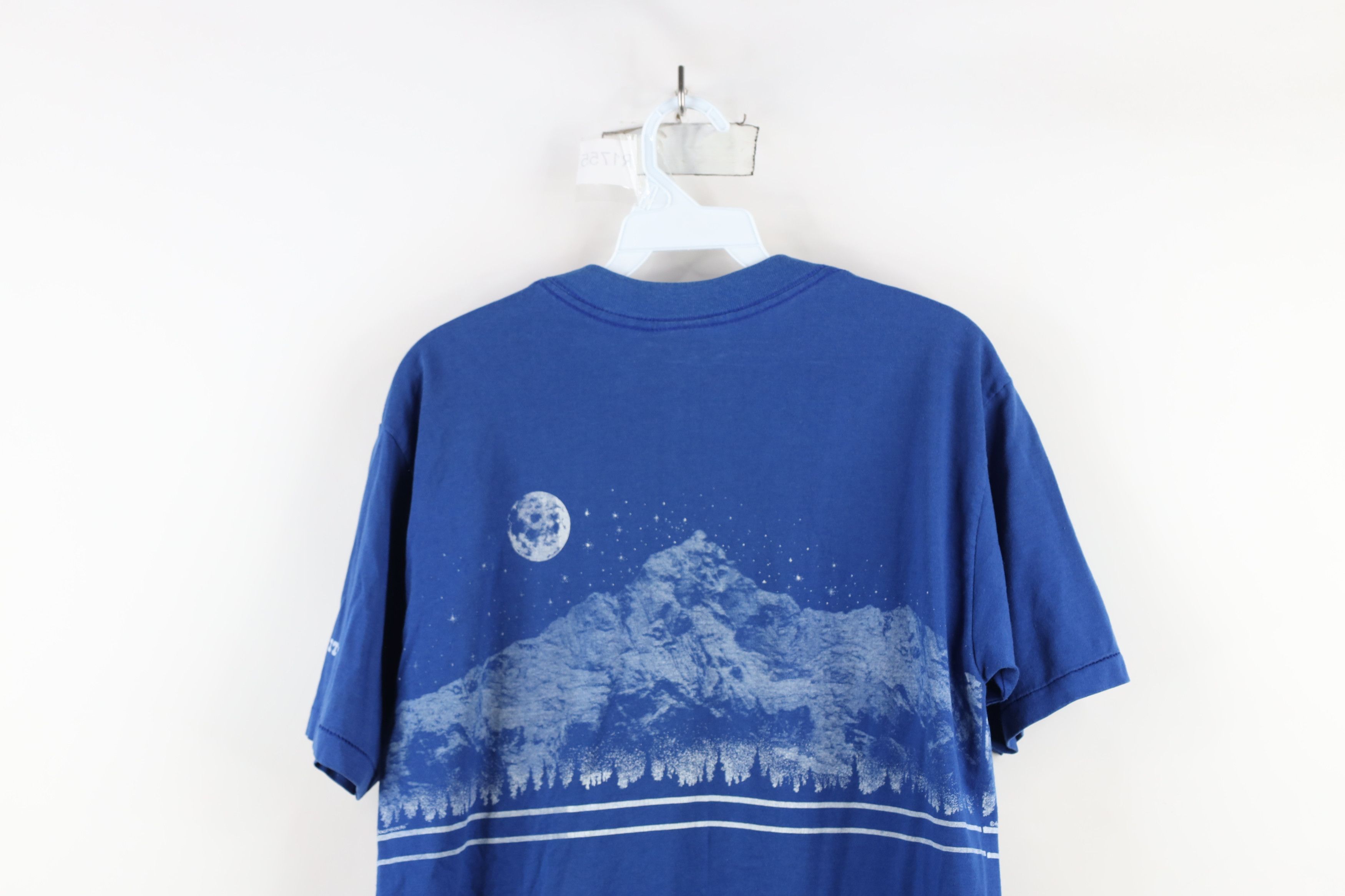 Vintage Vintage 80s 90s Streetwear Mountains Over Print T-Shirt USA Size US L / EU 52-54 / 3 - 11 Thumbnail