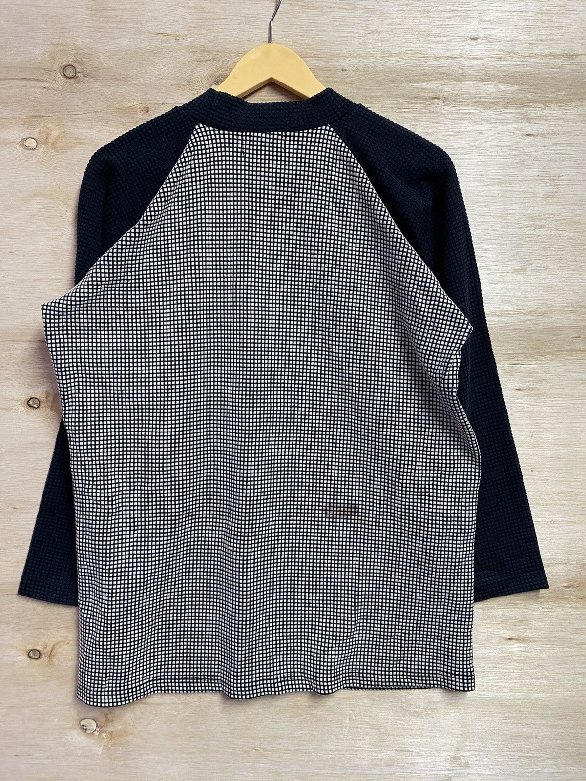 Fendi Fendi Jeans Vintage FF Embroidered Raglan Waffle Long Sleeve Size US XL / EU 56 / 4 - 8 Thumbnail
