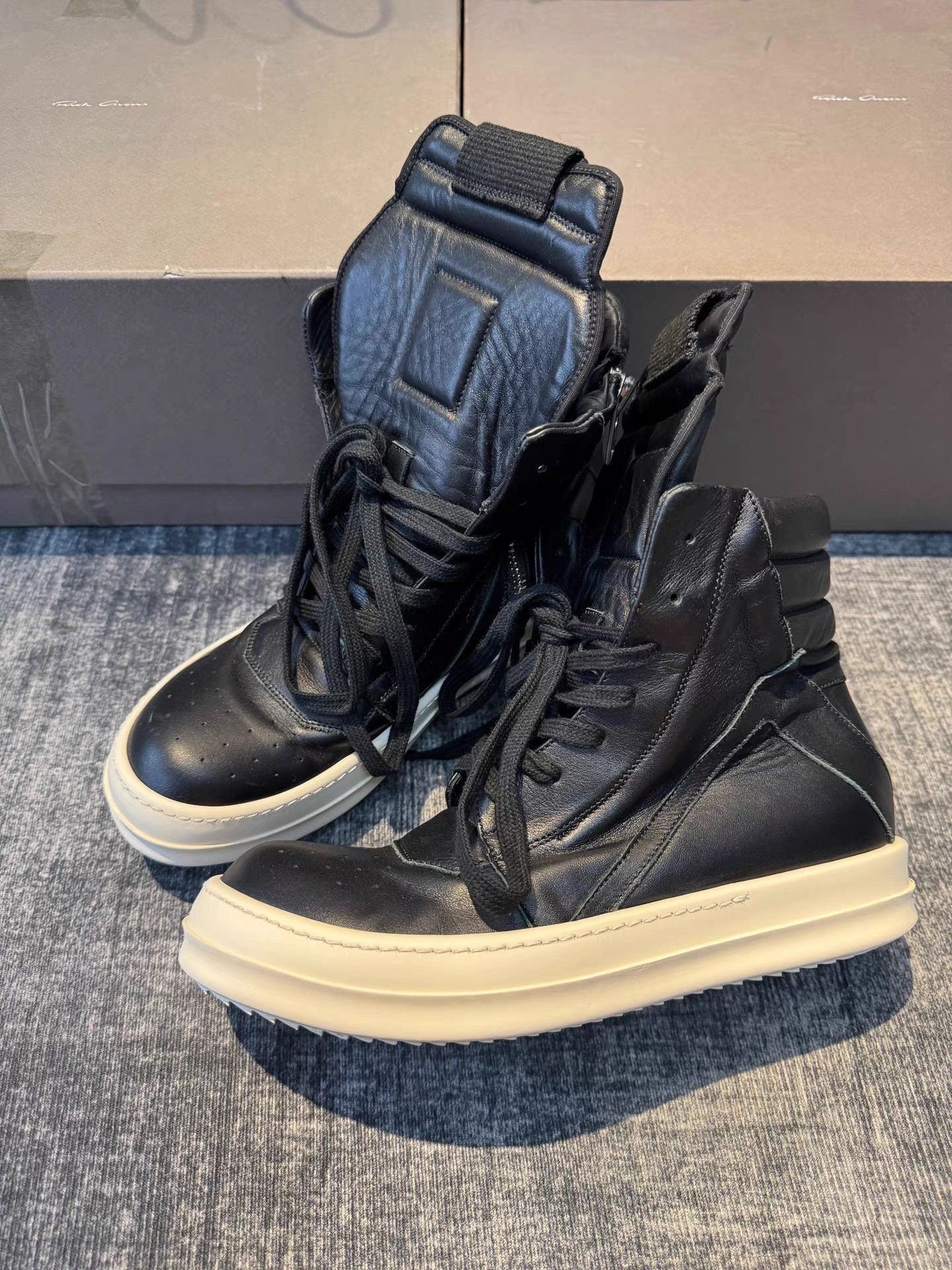 Rick Owens Rick Owens Mainline Triangle Sneakers Size US 8 / IT 38 - 1 Thumbnail