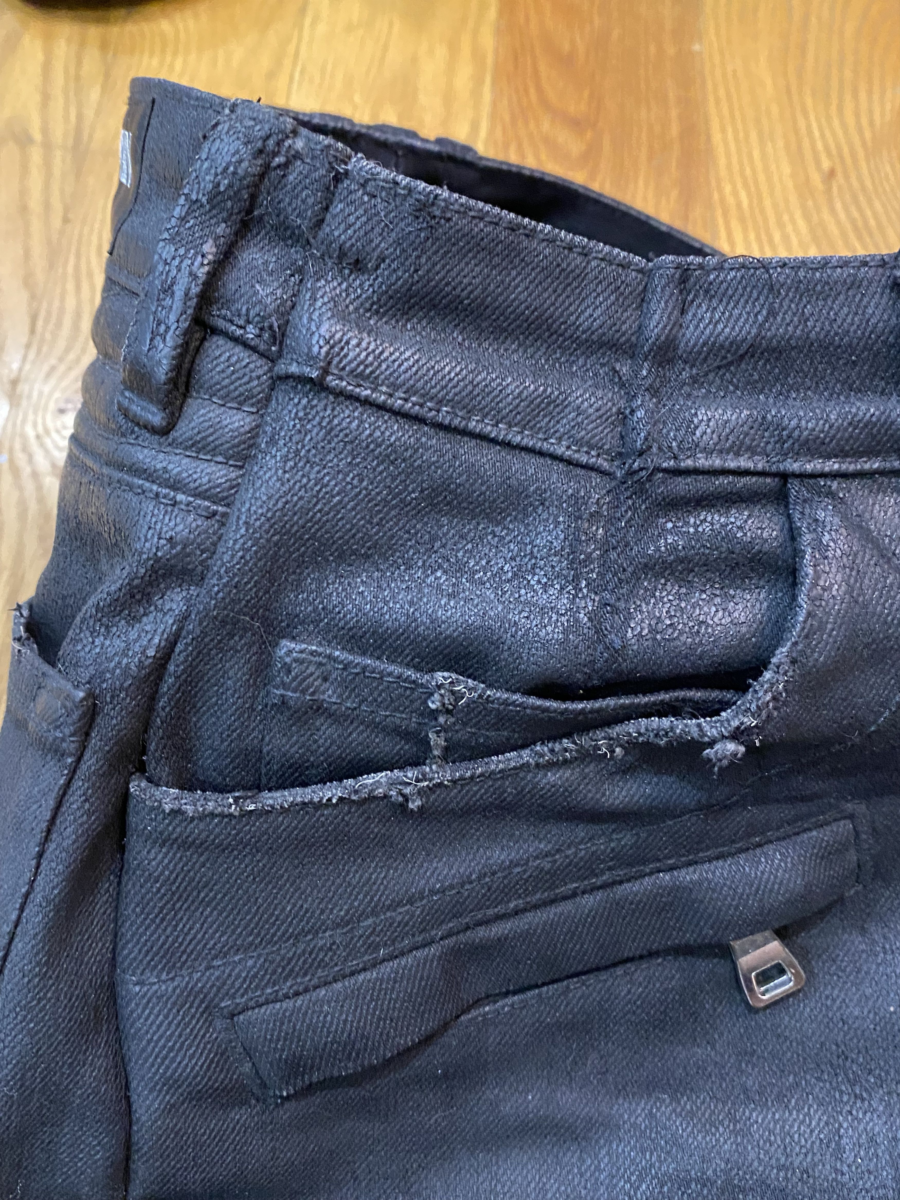 Balmain Balmain HEAVY WAXED Tiger Camo Padding/Ribbing Biker Jeans Size US 30 / EU 46 - 11 Thumbnail
