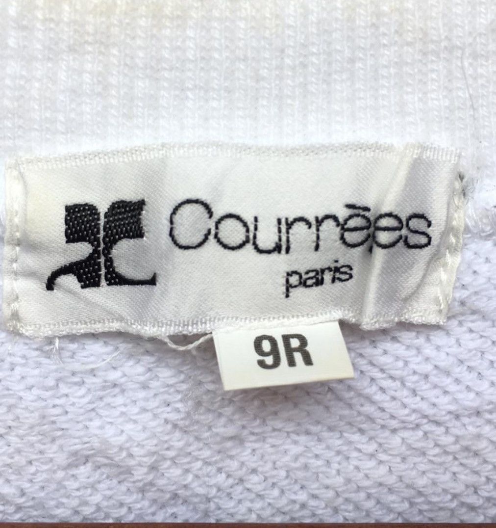 Courreges Vintage Courreges Paris Crewneck Embroidered Logo Size US S / EU 44-46 / 1 - 9 Thumbnail