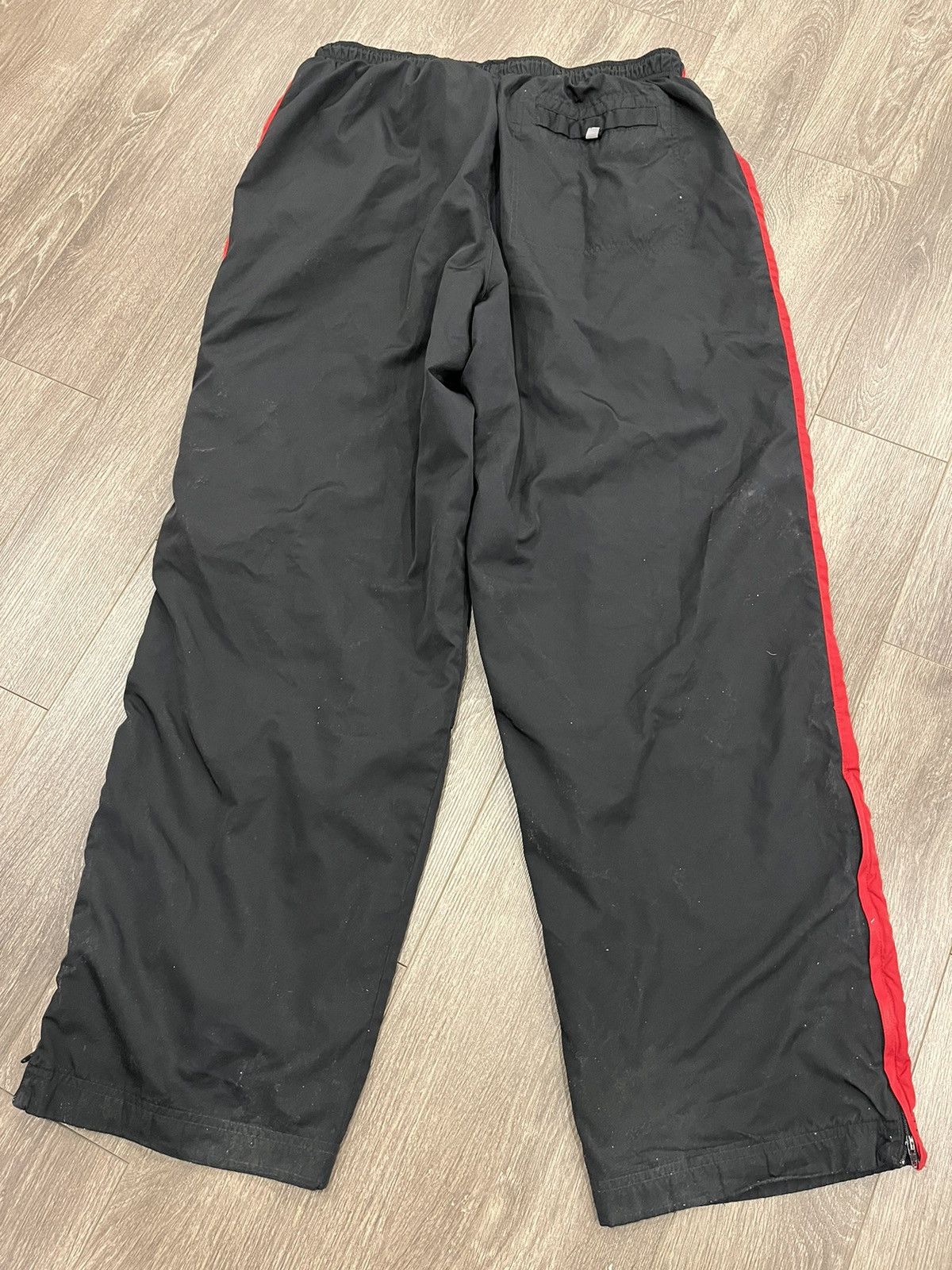 Nike Vintage Nike Trackpants Black Red size XL Size US 35 - 4 Thumbnail