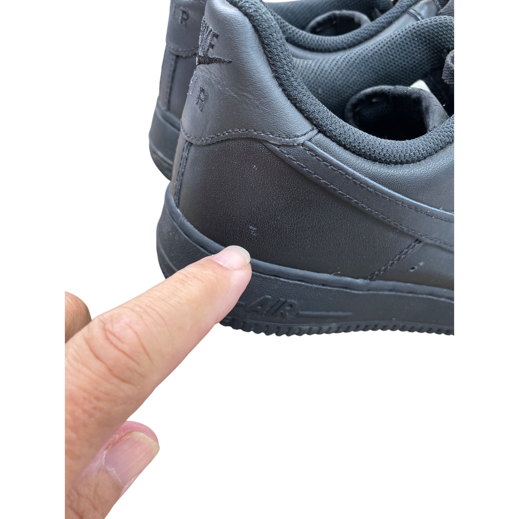 Nike Nike Air Force 1 Low Triple Black Leather Sneakers Mens Size Size US 11 / EU 44 - 14 Thumbnail