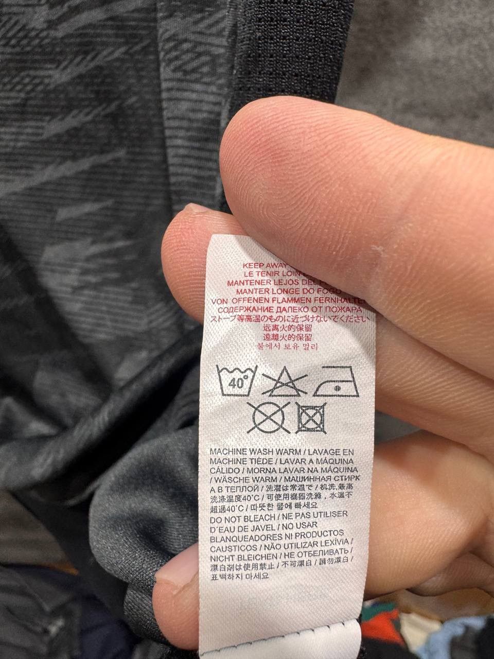 New Balance New Balance Liverpool 2018/19 Football Soccer Jersey Shirt Size US L / EU 52-54 / 3 - 10 Thumbnail