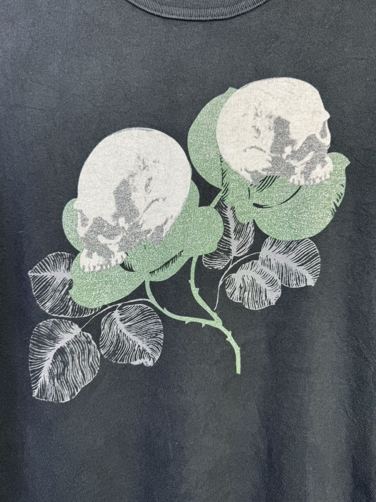 Undercover Undercover Skull Flower tshirt Size US L / EU 52-54 / 3 - 4 Thumbnail