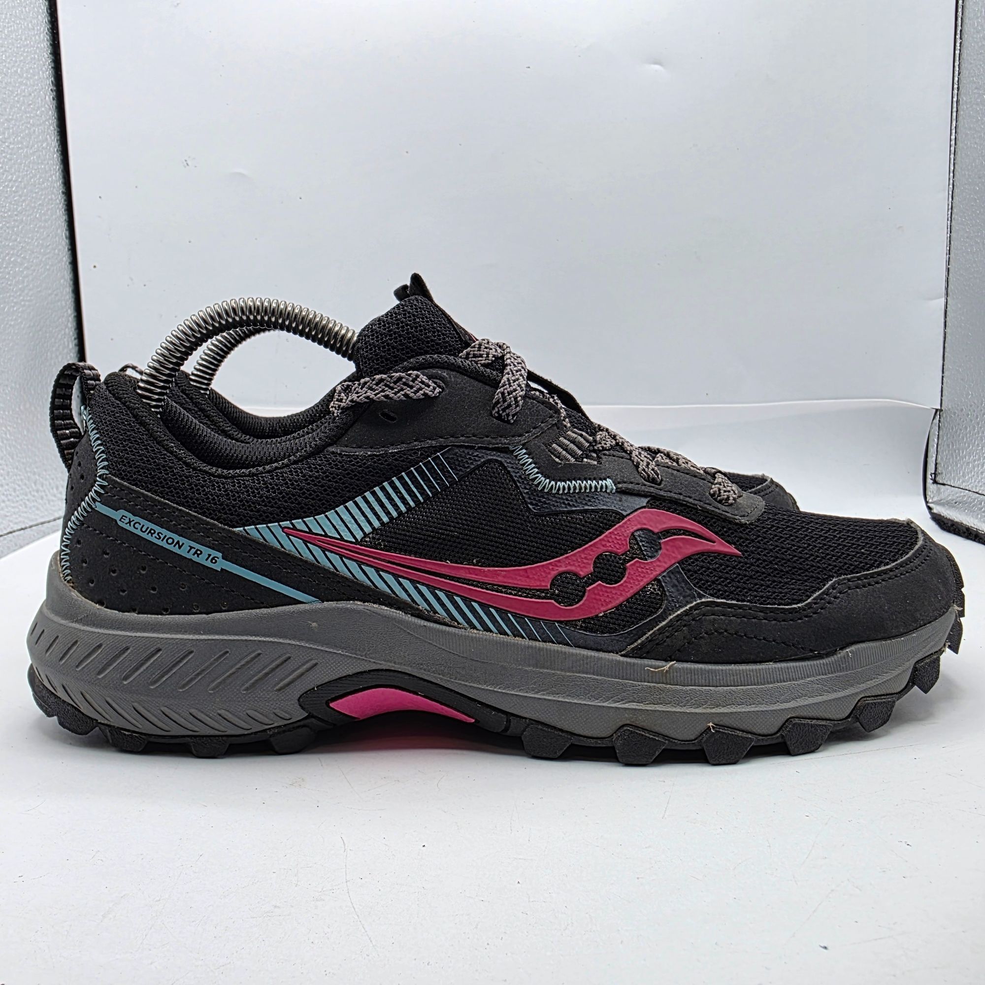 Saucony Saucony Excursion TR 16 Womens Trail Shoes Size 9.5 Black Fu Size US 9.5 / IT 39.5 - 12 Thumbnail