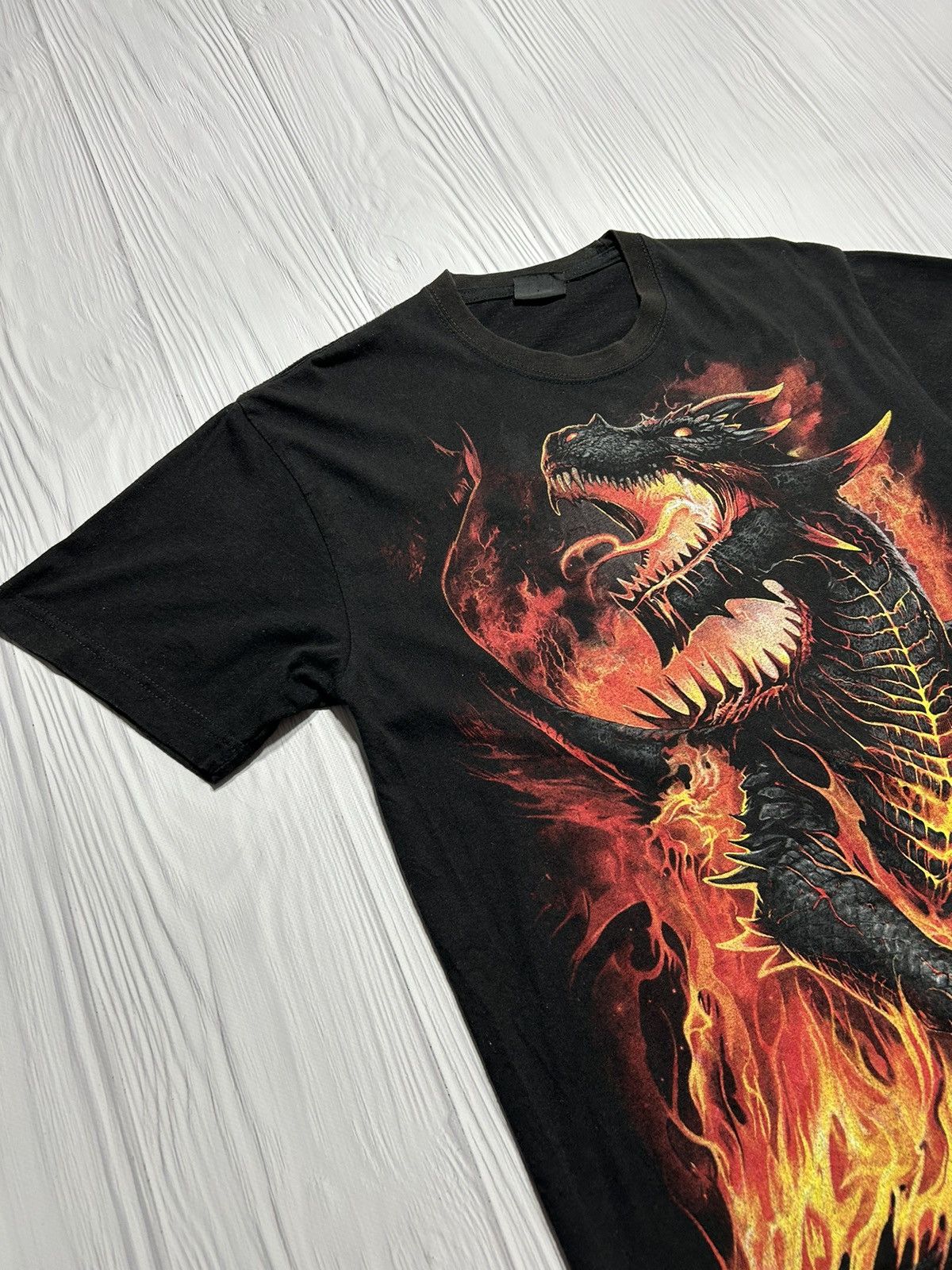 Vintage Vintage Y2K Fire Dragon Allprinted T-Shirt Size US L / EU 52-54 / 3 - 4 Thumbnail