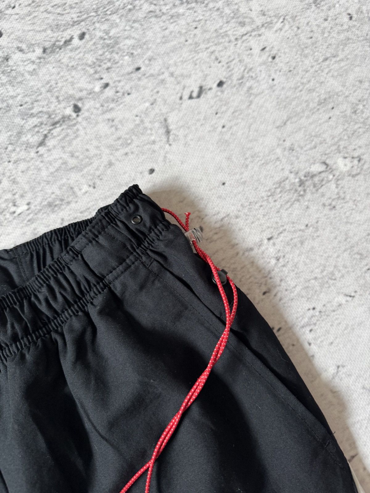 Nike × Vintage NIKE AIR MAX NYLON VINTAGE OVERSIZE BAGGY PANTS SWEATPANTS Size US 34 / EU 50 - 6 Thumbnail