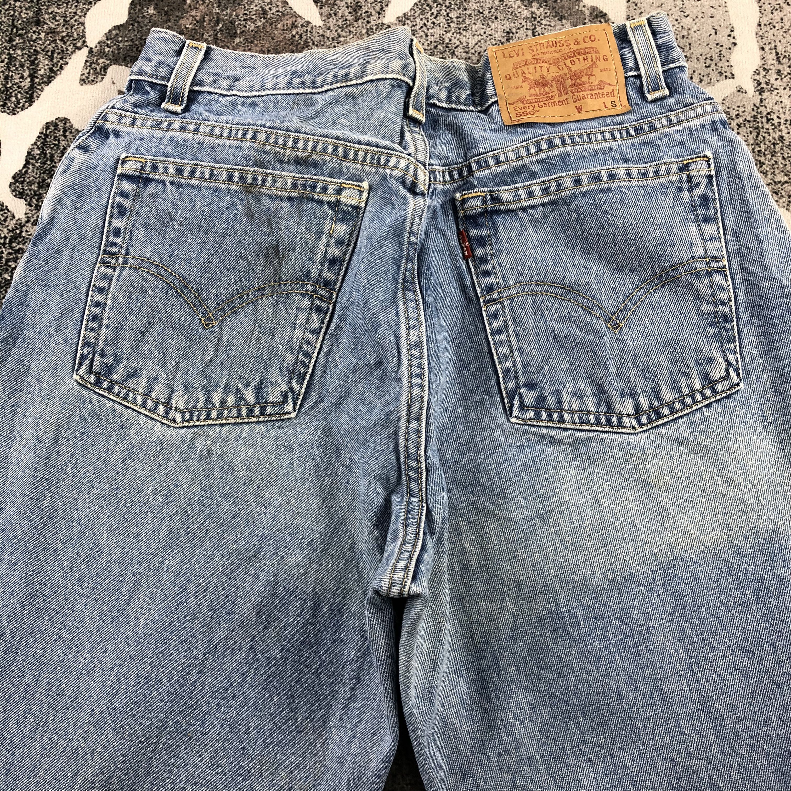 Levi's Vintage Levis 550 Jeans Relaxed Fit Denim KJ1083 Size US 31 - 4 Thumbnail