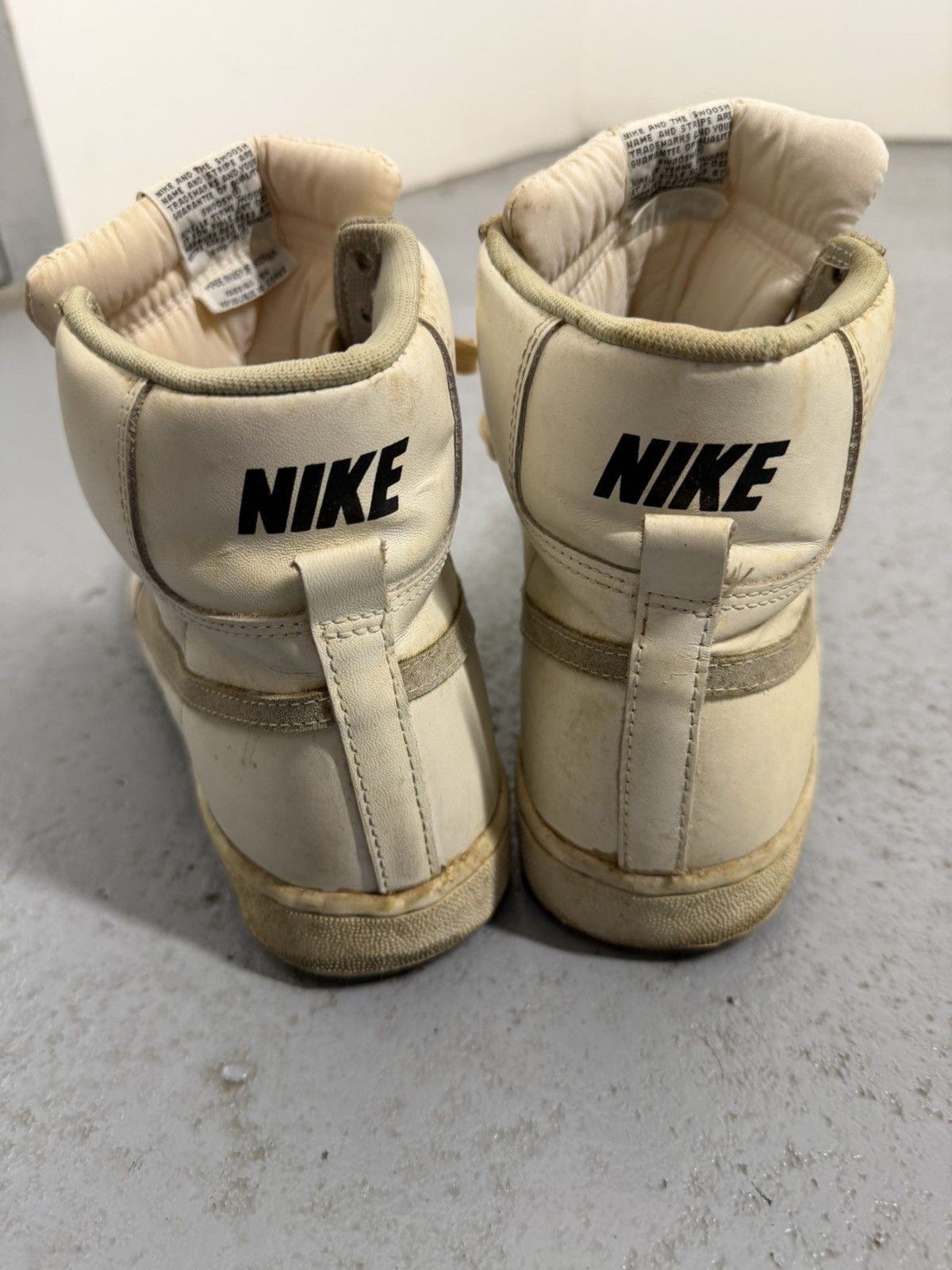 Nike Vintage 1982 Nike Legend Made In Korea Sneakers Size US 11 / EU 44 - 11 Thumbnail