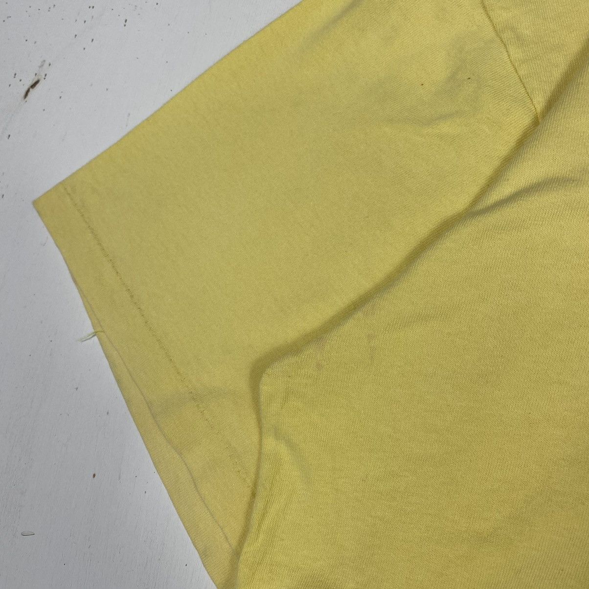 Rusty × Vintage VINTAGE 1997 RUSTY WINGED LOGO DISTRESSED TEE Size US XL / EU 56 / 4 - 7 Thumbnail