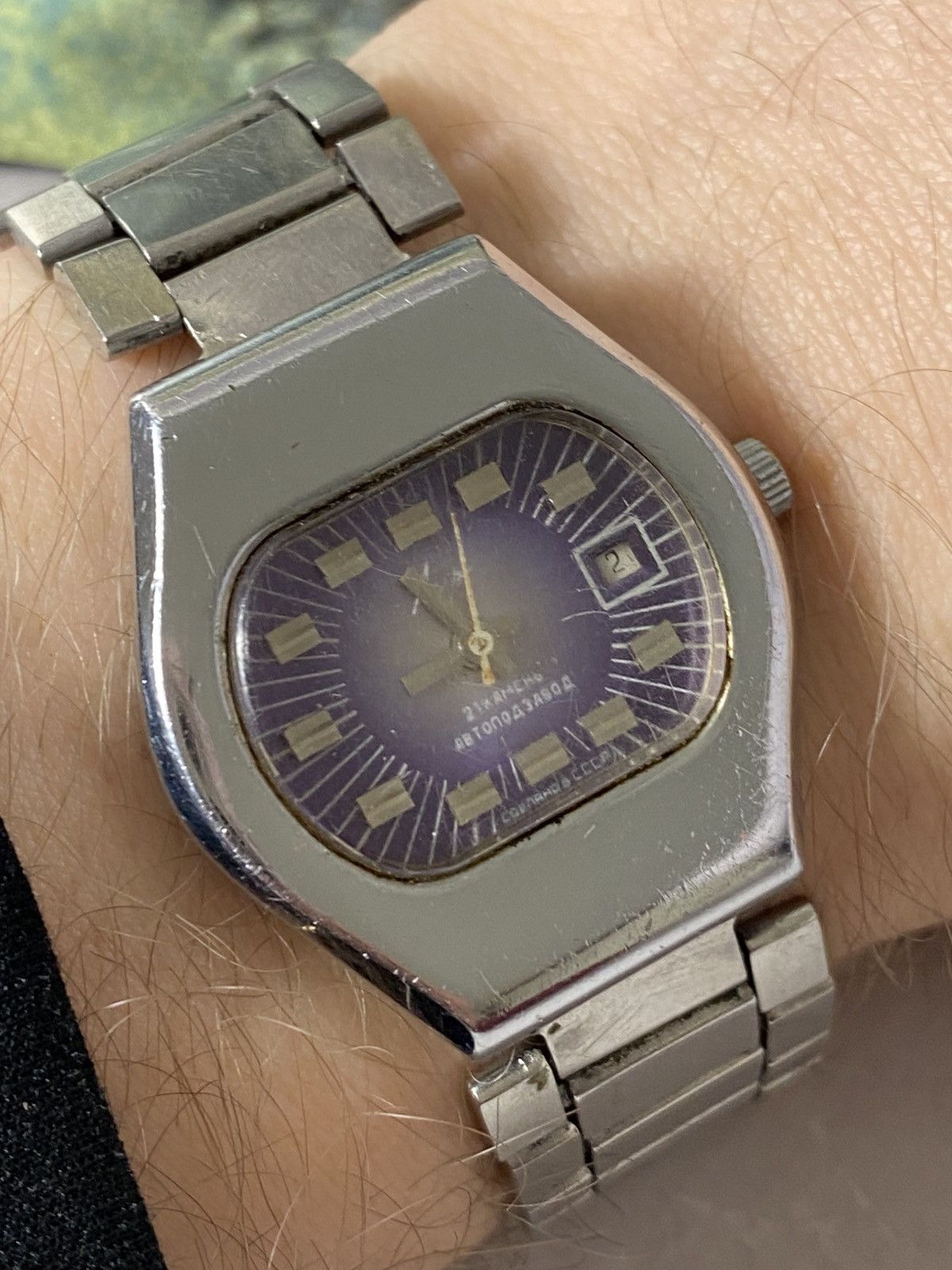Vintage Vintage Luch Automatic Watch Purple Dial USSR 21 Jewels Size ONE SIZE - 7 Thumbnail