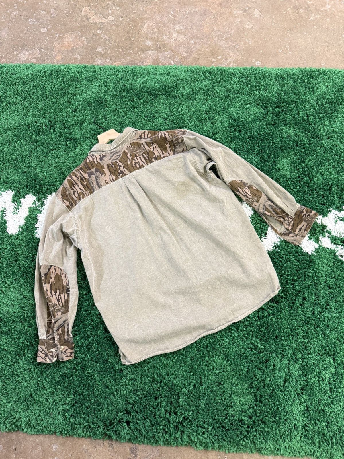 Vintage Vintage 90s Scottish Grey Camo Bark Tree Shirt Large Hunting Size US L / EU 52-54 / 3 - 5 Thumbnail