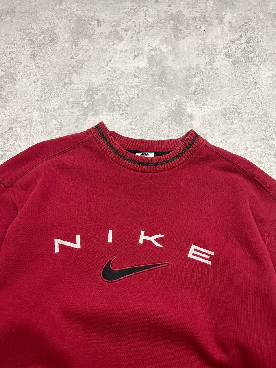 Nike Rare Vintage Nike Sweatshirt Spell Out Embroidered Logo Y2K Size US M / EU 48-50 / 2 - 4 Thumbnail