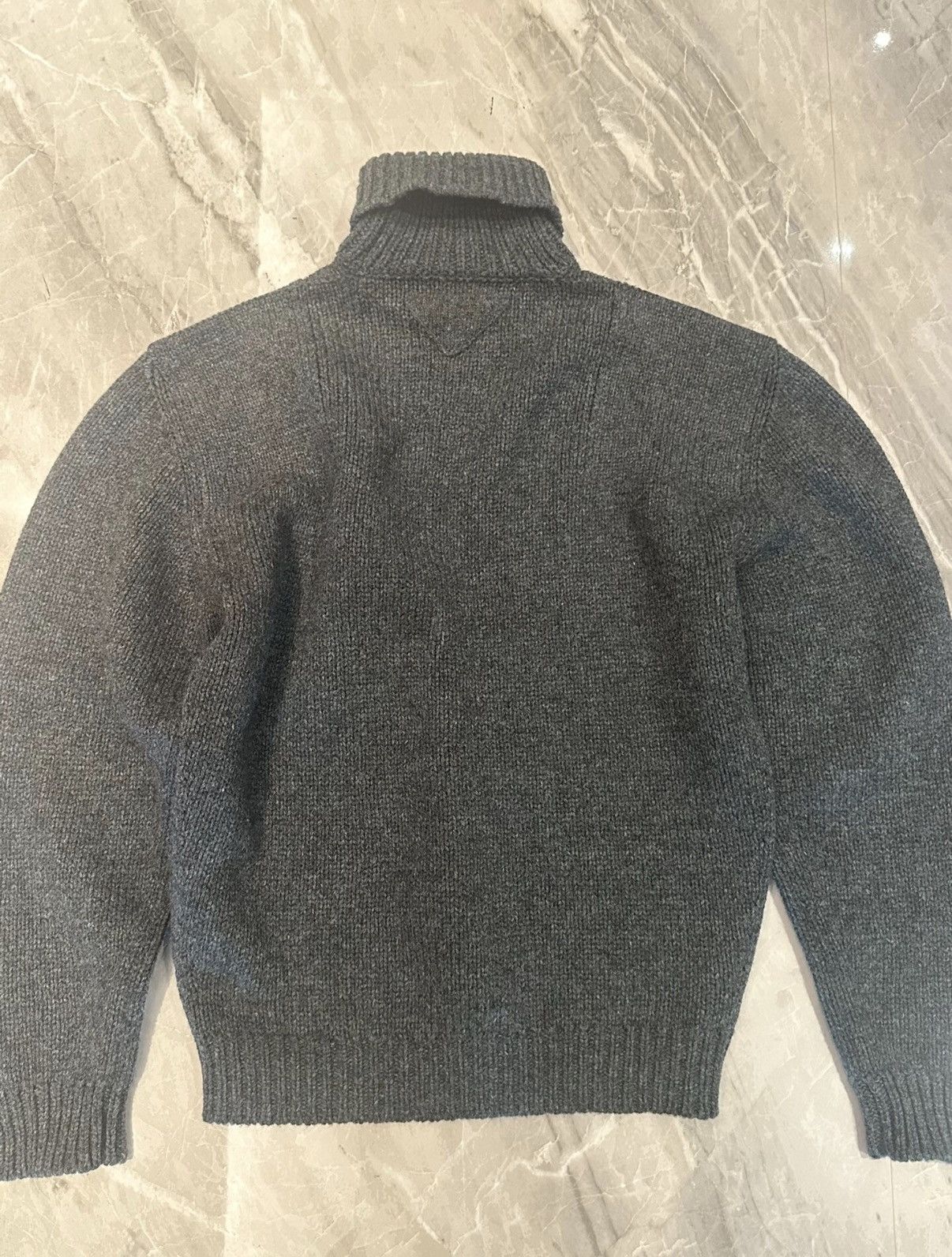 Prada PRADA new-season runway knitwear Size US S / EU 44-46 / 1 - 2 Thumbnail