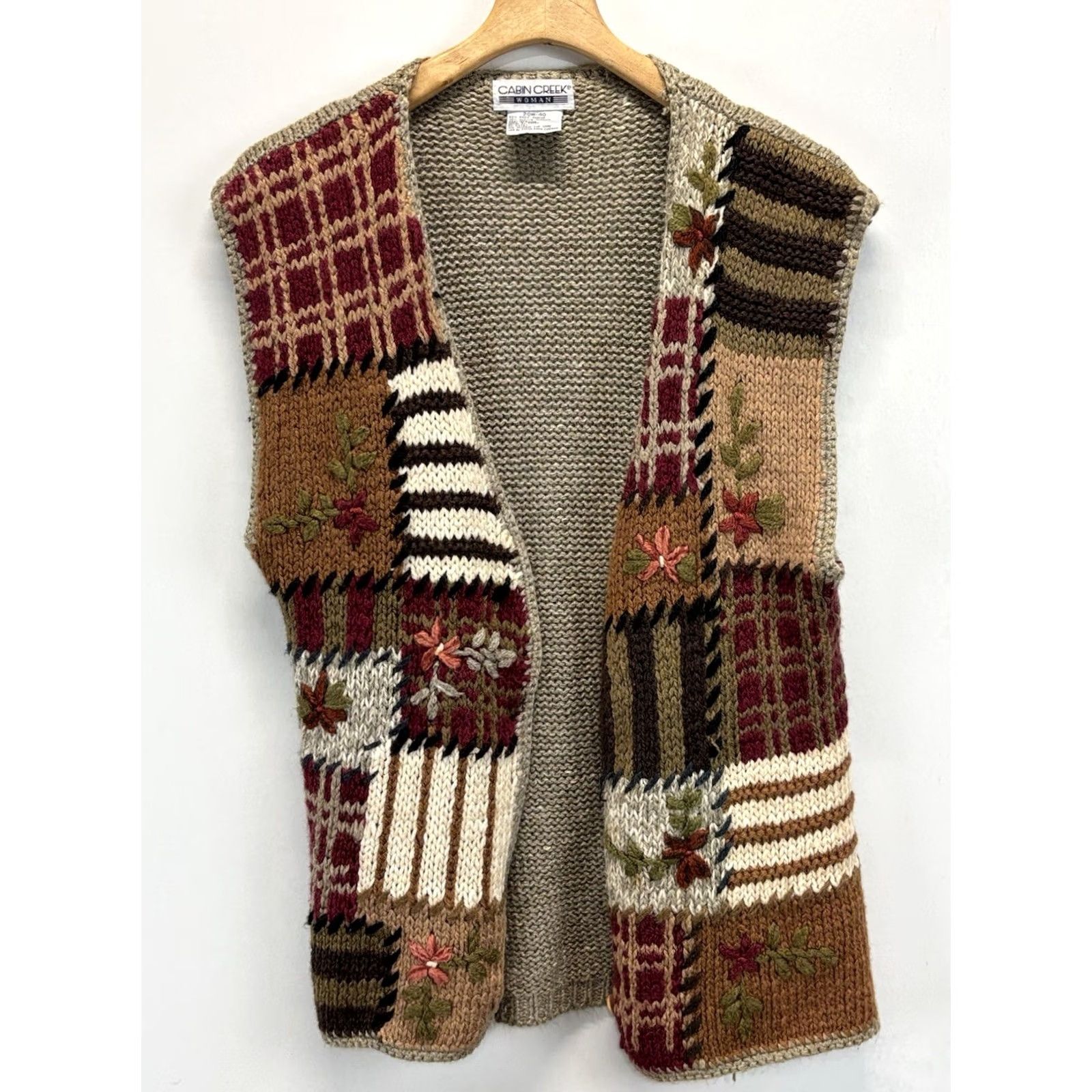 Vintage VINTAGE Cabin Creek Cardigan Sweater Vest Floral Patchwork Plus 20W Cottage Women’s Size 3XL / US 20-22 - 2 Thumbnail