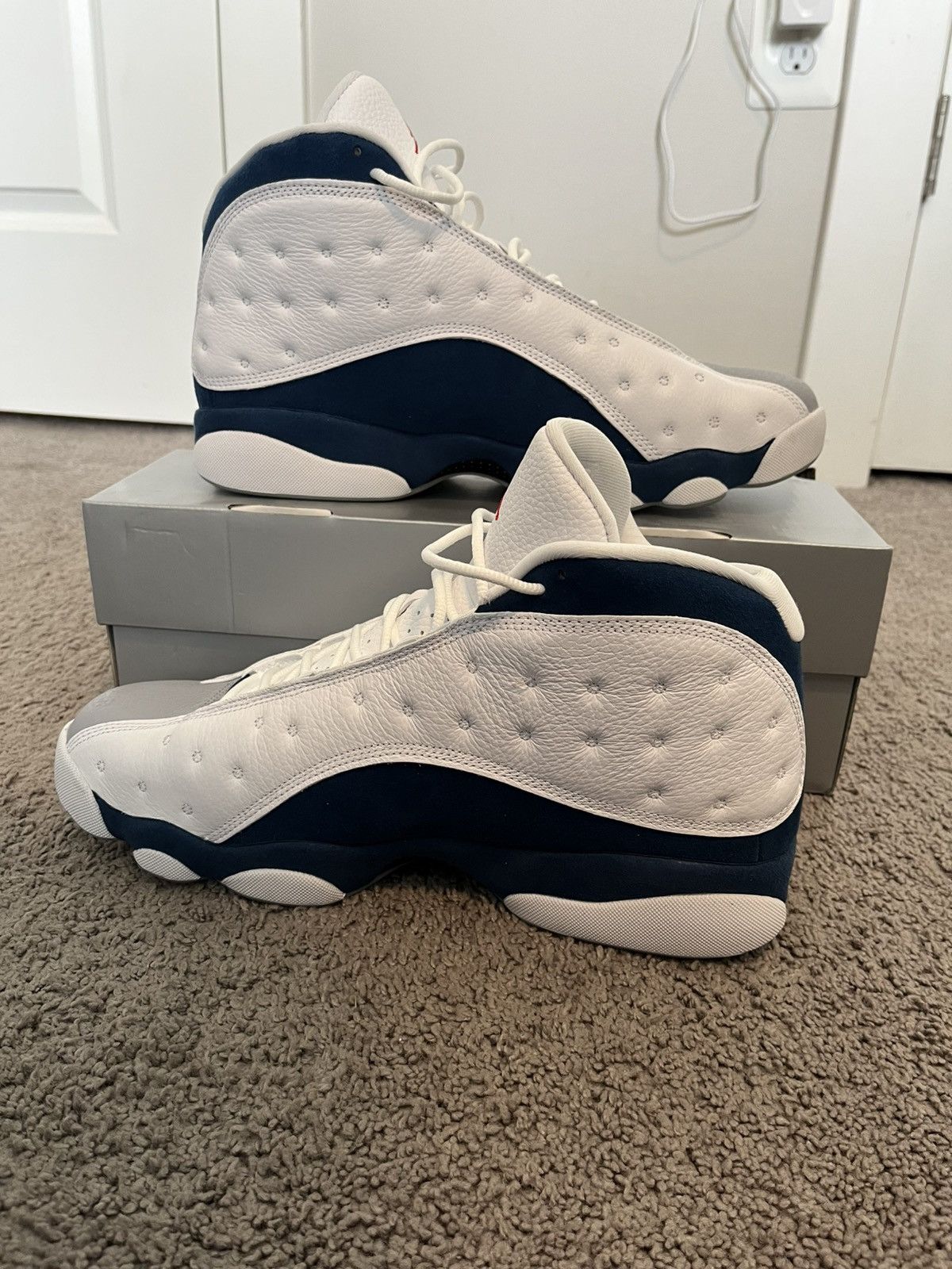 Jordan Brand Air jordan Retro 13 Size US 13 / EU 46 - 2 Thumbnail