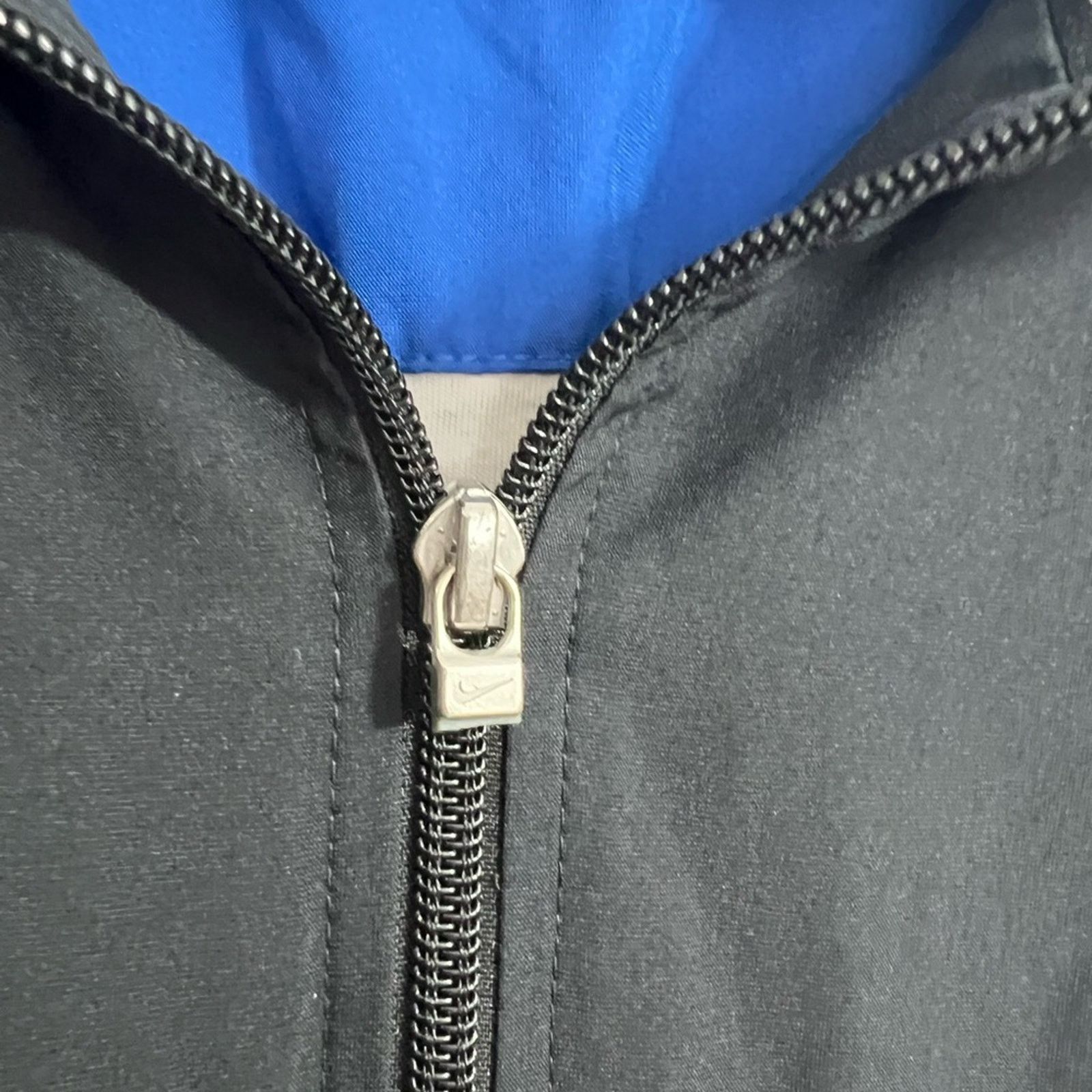 Nike VTG Nike Jacket Center Swoosh Check Windbreaker Nylon 90s Size US L / EU 52-54 / 3 - 9 Thumbnail