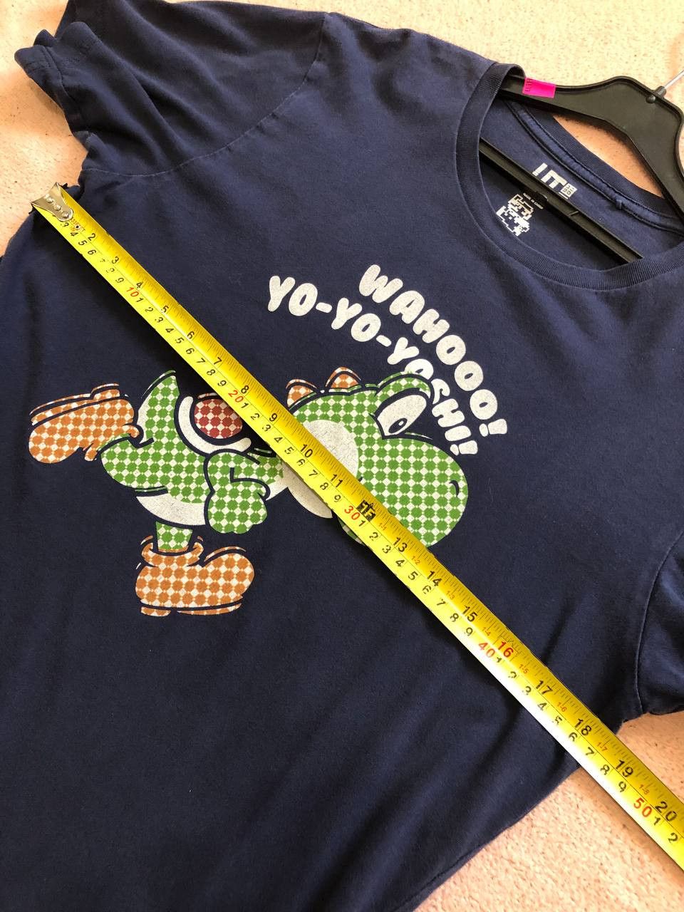 Uniqlo Uniqlo T-shirt Graphique Super Mario Nintendo Yoshi Size S Size US S / EU 44-46 / 1 - 13 Thumbnail