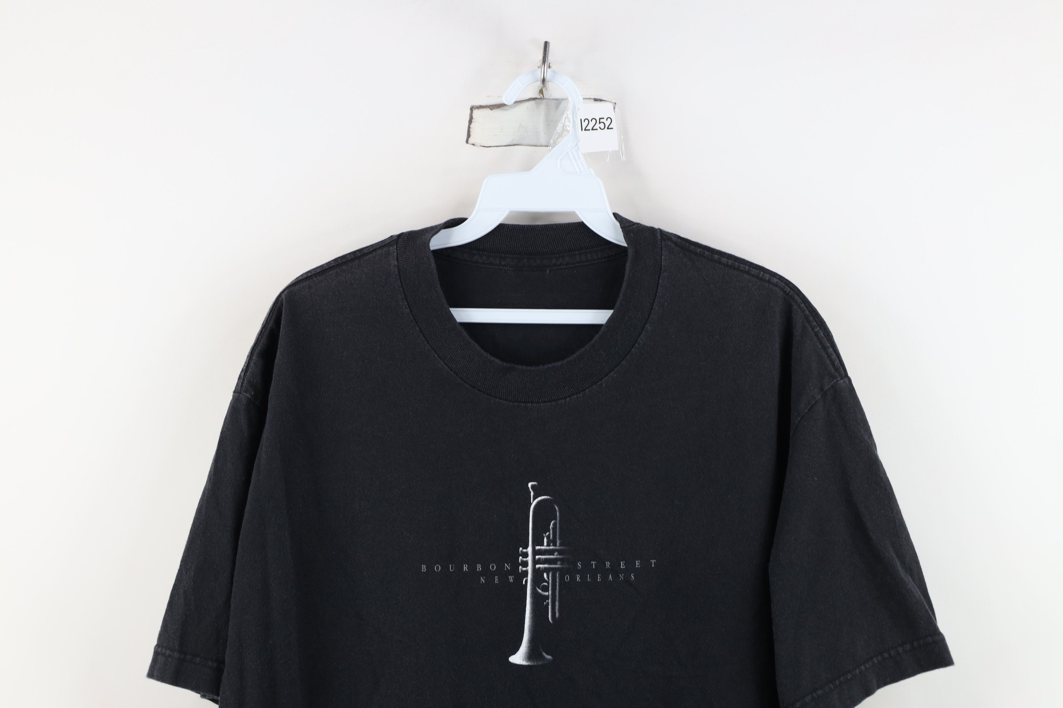 Vintage Vintage 90s Y2K Streetwear Orleans Bourbon Street T-Shirt Size US L / EU 52-54 / 3 - 2 Thumbnail