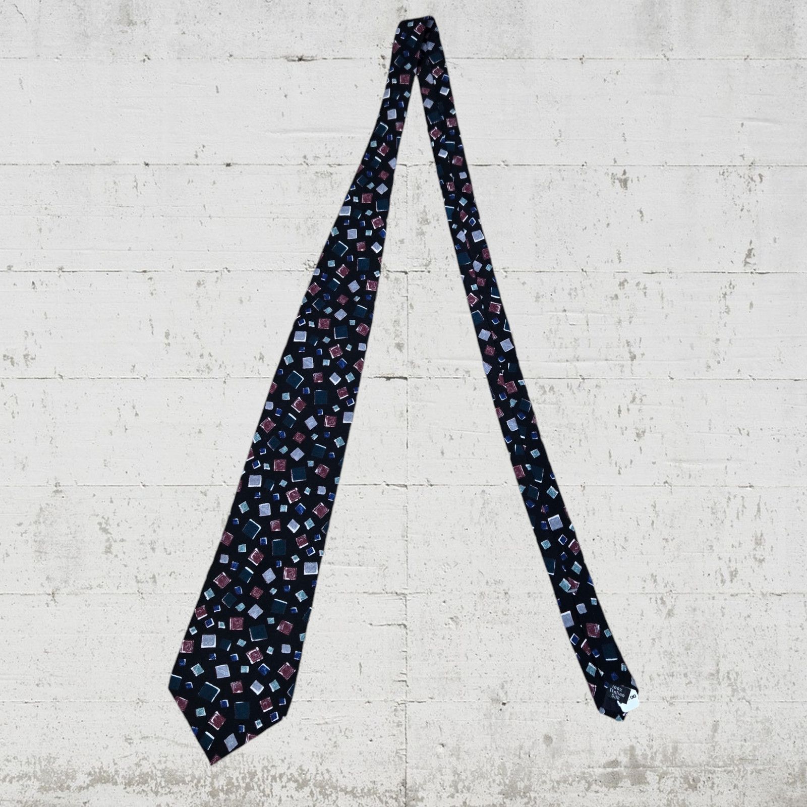 Vintage Vintage Navy Italian Silk Geometric Pattern Tie Size ONE SIZE - 2 Thumbnail