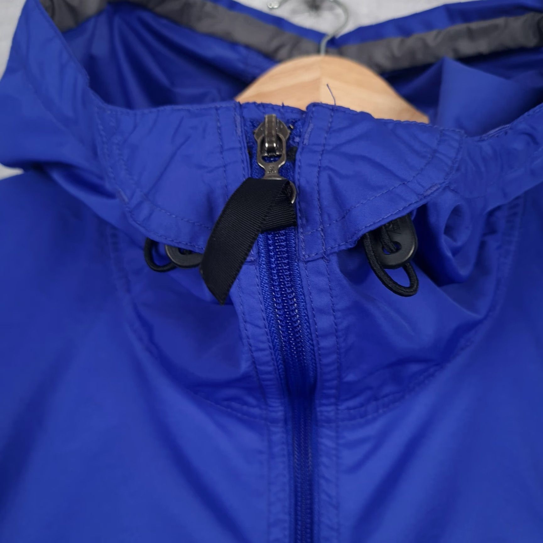 Nike VINTAGE Nike ACG Windbreaker Mens Large Purple Gray Hooded 1/2 Zip Anorak Packable Size US L / EU 52-54 / 3 - 3 Thumbnail