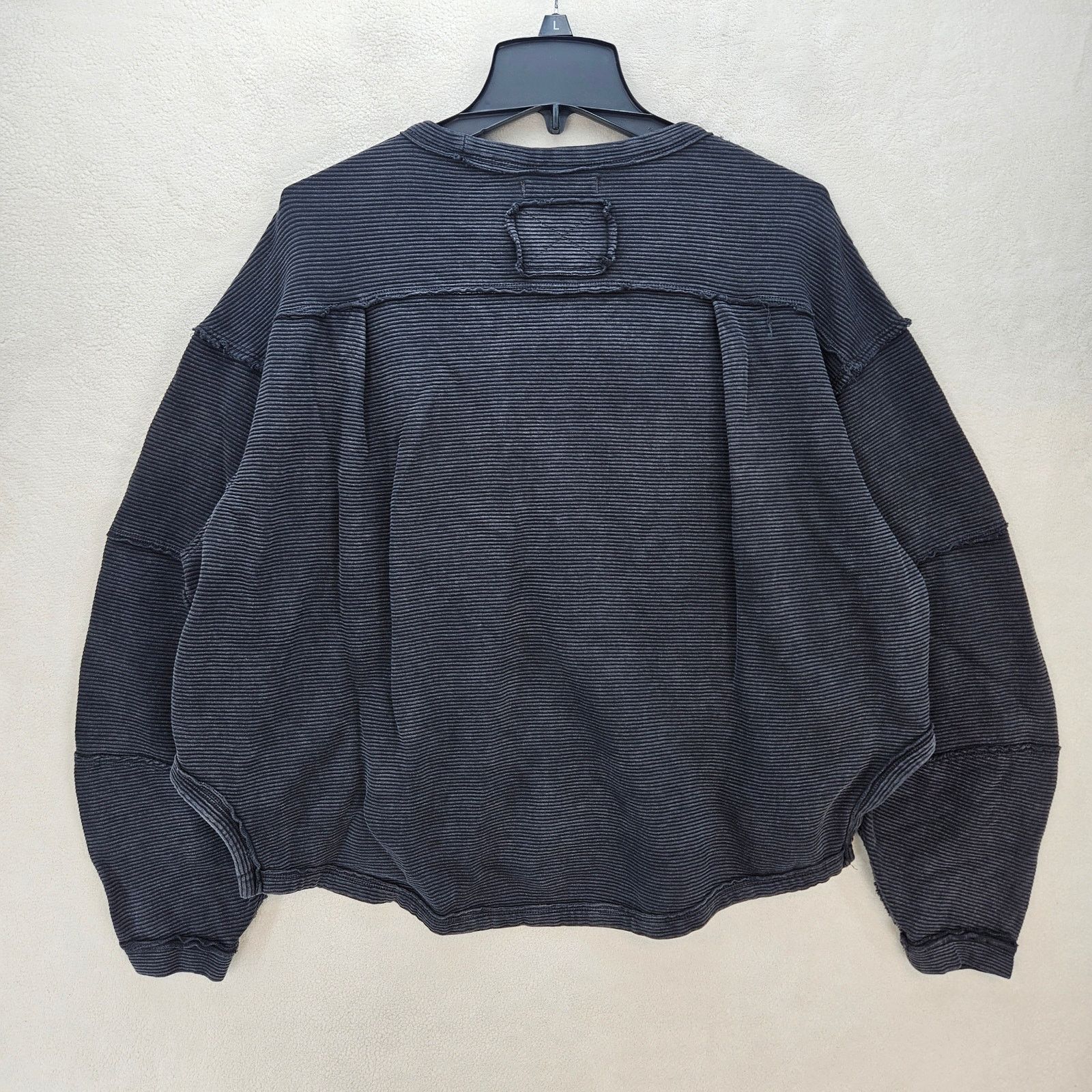 Free People FREE PEOPLE WOMENS SMALL Y2K VINTAGE DISTRESSED SWEATSHIRT Size S / US 4 / IT 40 - 6 Thumbnail