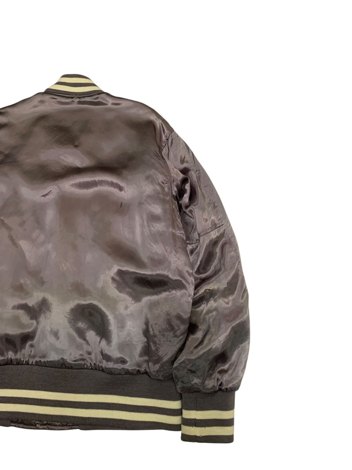 General Research 🔥RARE VTG A/W 01 G.RESEARCH BASEBALL JACKETS SATIN RAYON Size US L / EU 52-54 / 3 - 13 Thumbnail