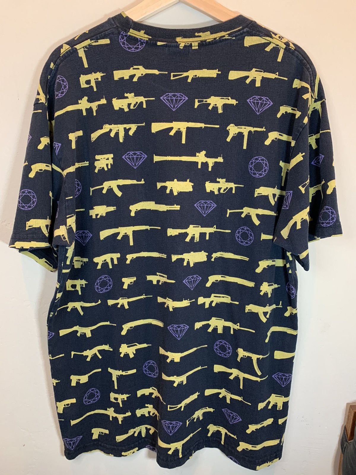 Diamond Supply Co. × Rogue Status × Vintage RARE Vintage Rogue Status x Diamond Supply Co Gun Show Shirt Size US XL / EU 56 / 4 - 2 Thumbnail